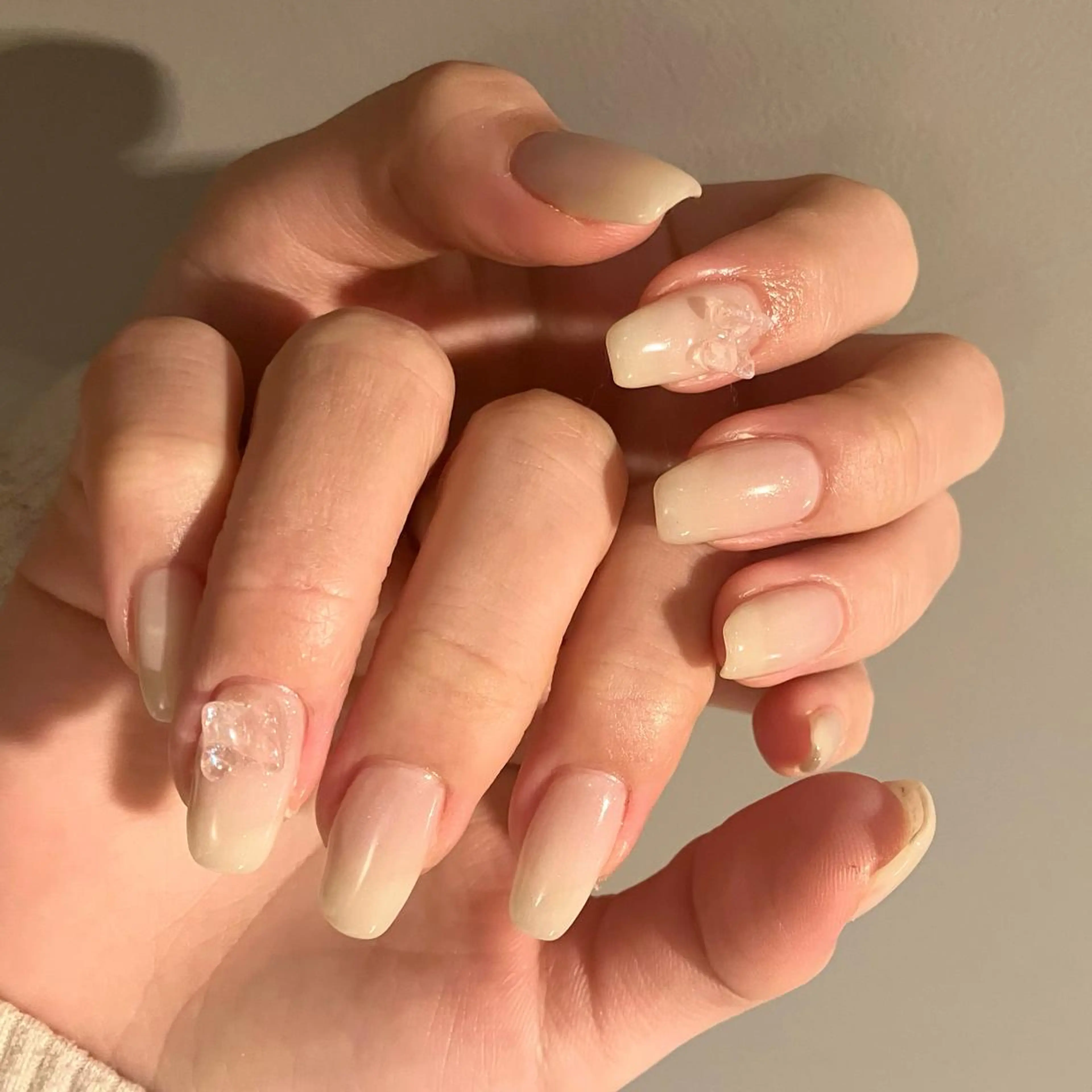 ネイル ハンドネイル ウシク ミユキのネイルデザイン