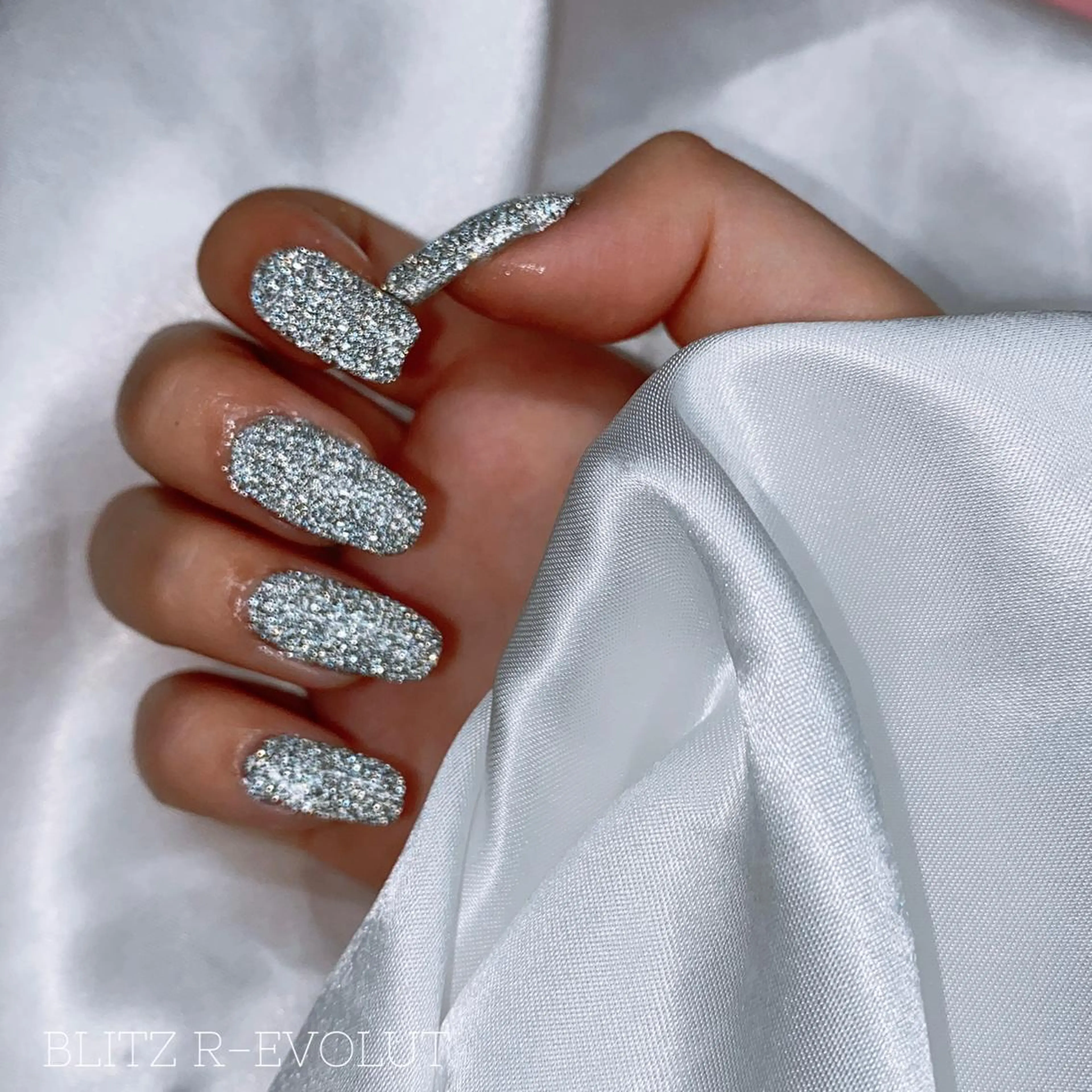 ネイル ☁️BLITZ 🎀笠原雪音🎀のネイルデザイン