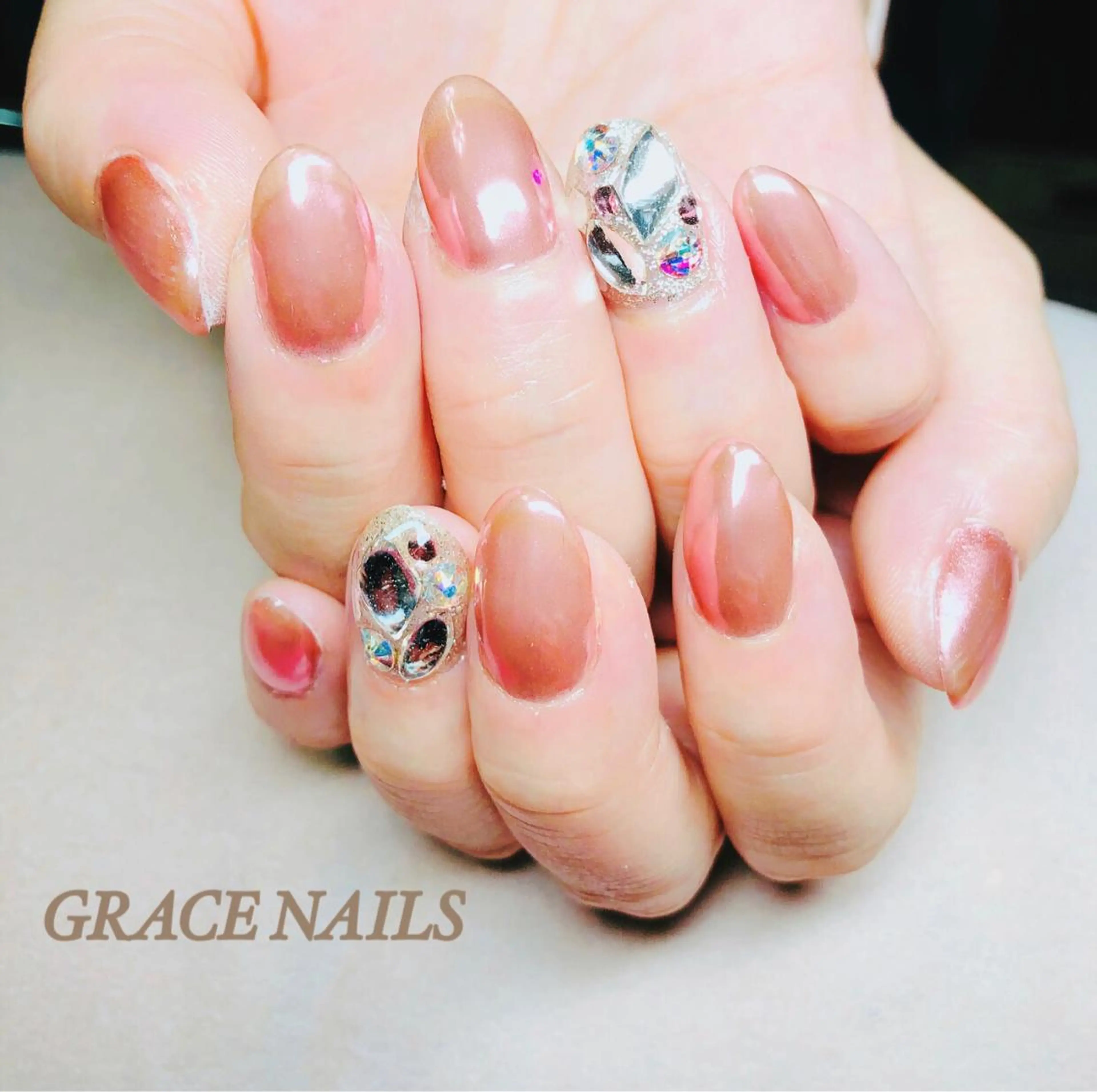 ネイル ハンドネイル フットネイル GRACE NAILSのネイルデザイン