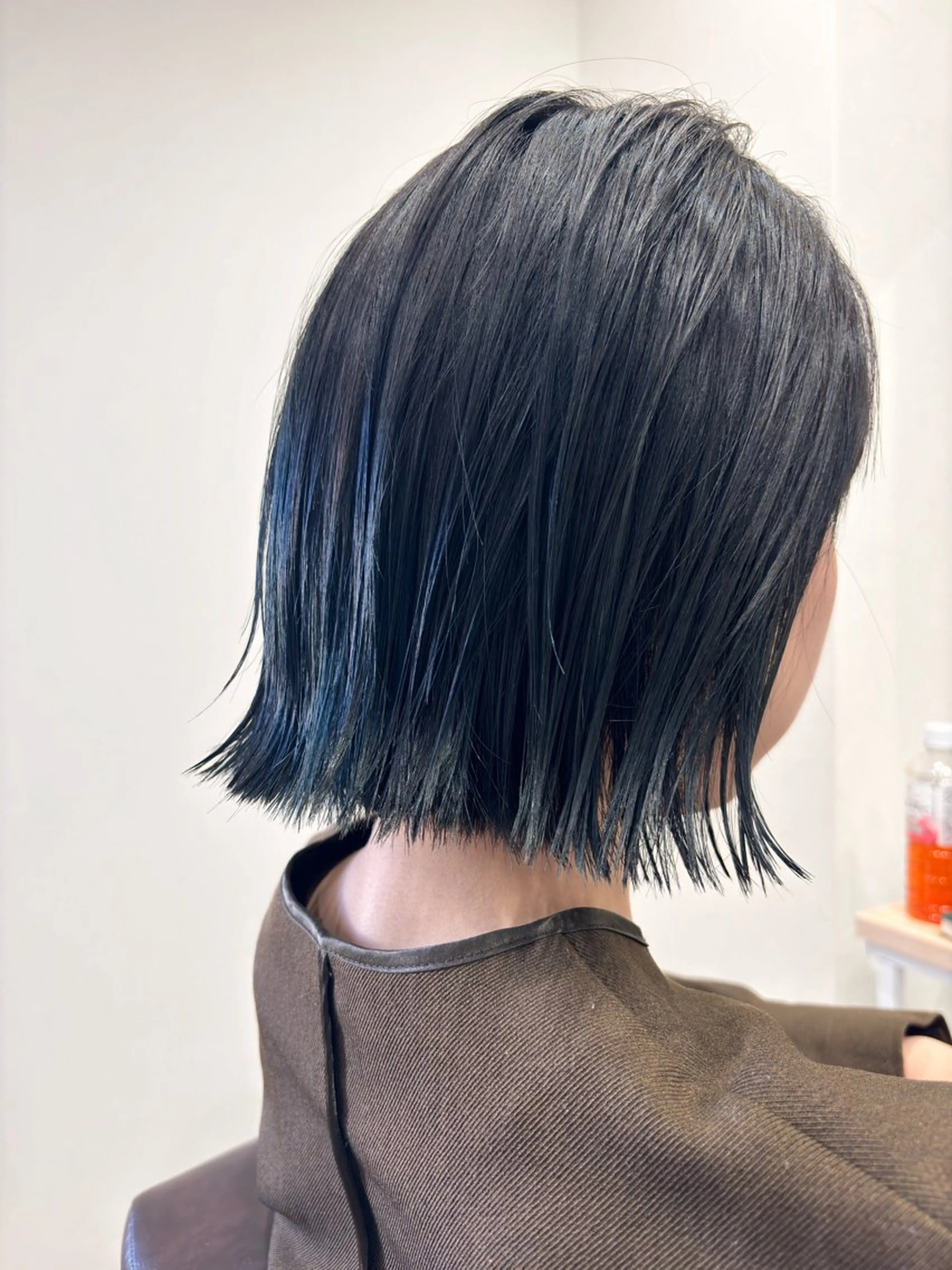 ショート カラー デザインカラー ボブ 外ハネヘア IVY hairdesign所属・⚪︎ YUNAのヘアスタイル