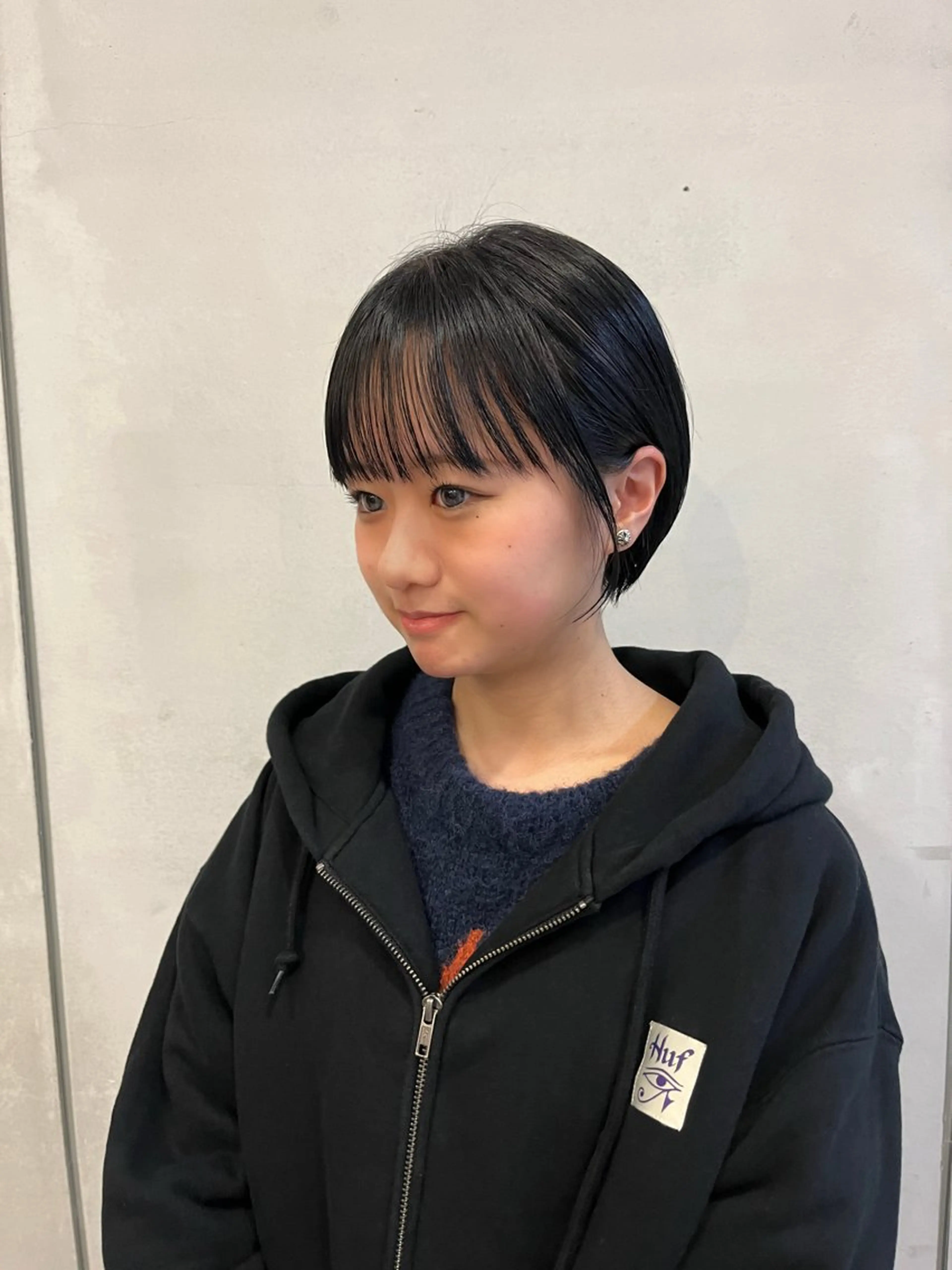 ショート、ボブカットモデルの写真