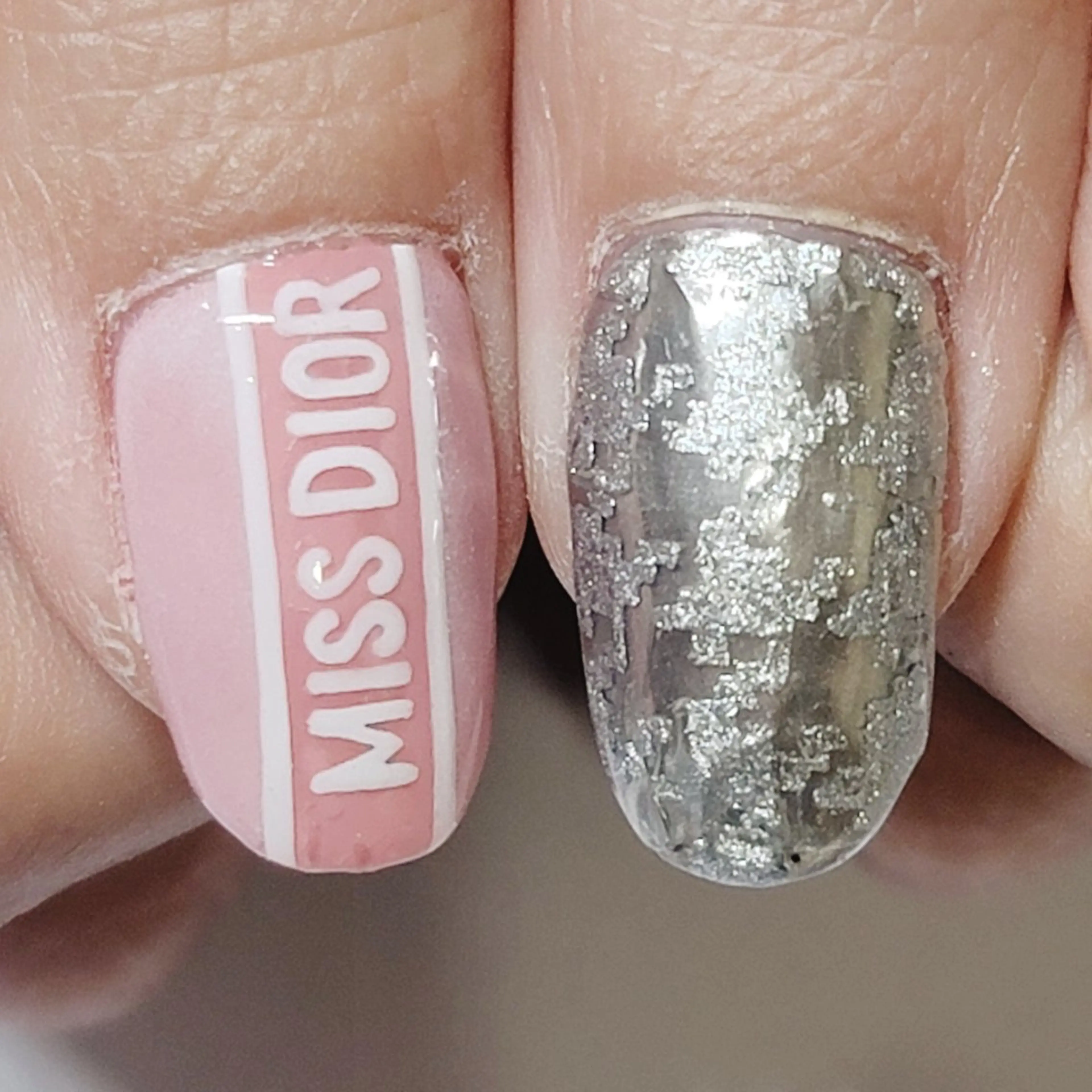 ネイル アートネイル シルバー ハンドネイル よしだ ひろきのネイルデザイン