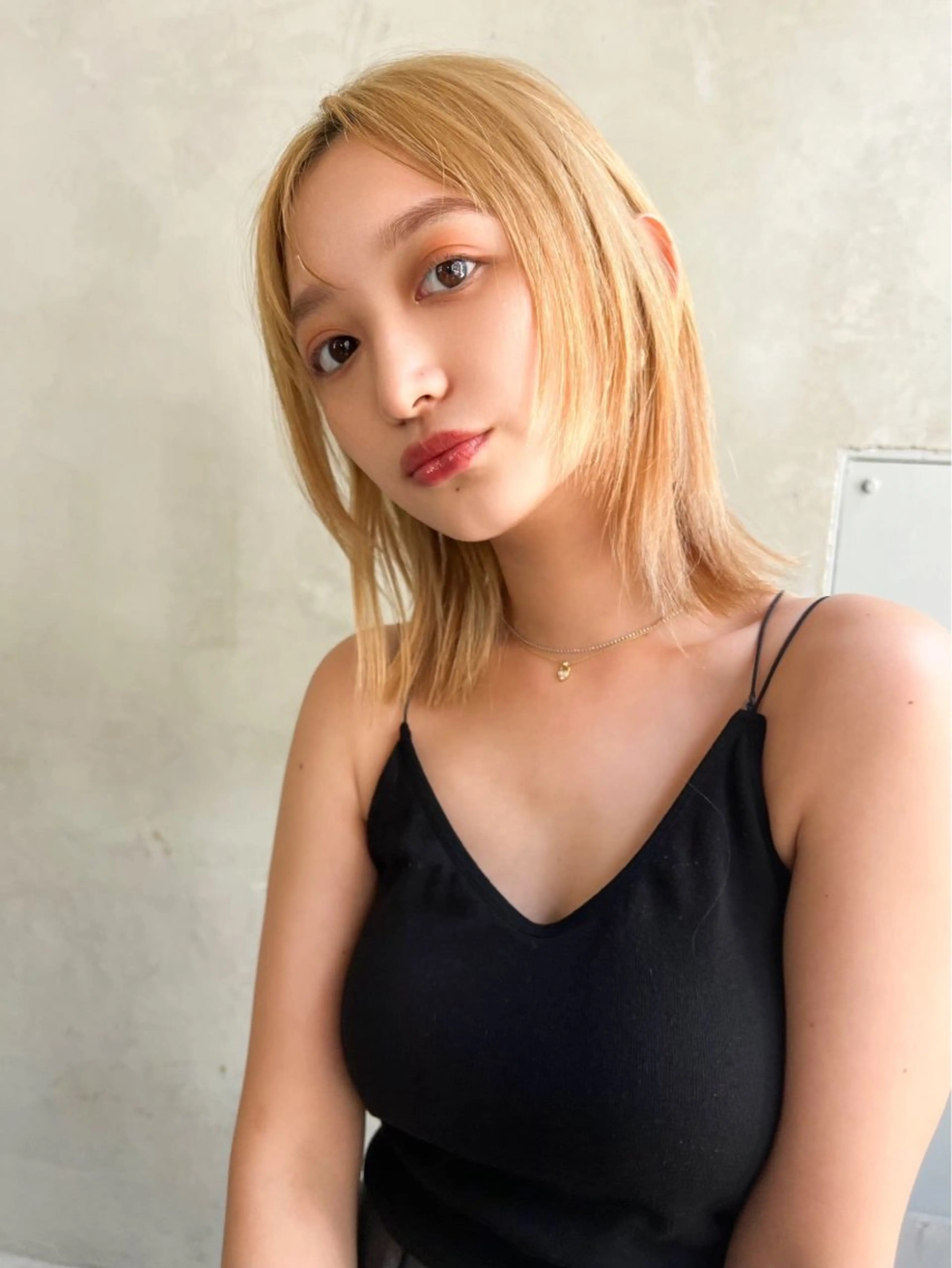 ミディアム カラー ハイトーンカラー ボブ MUSASHI ブリーチカラー◎のヘアスタイル