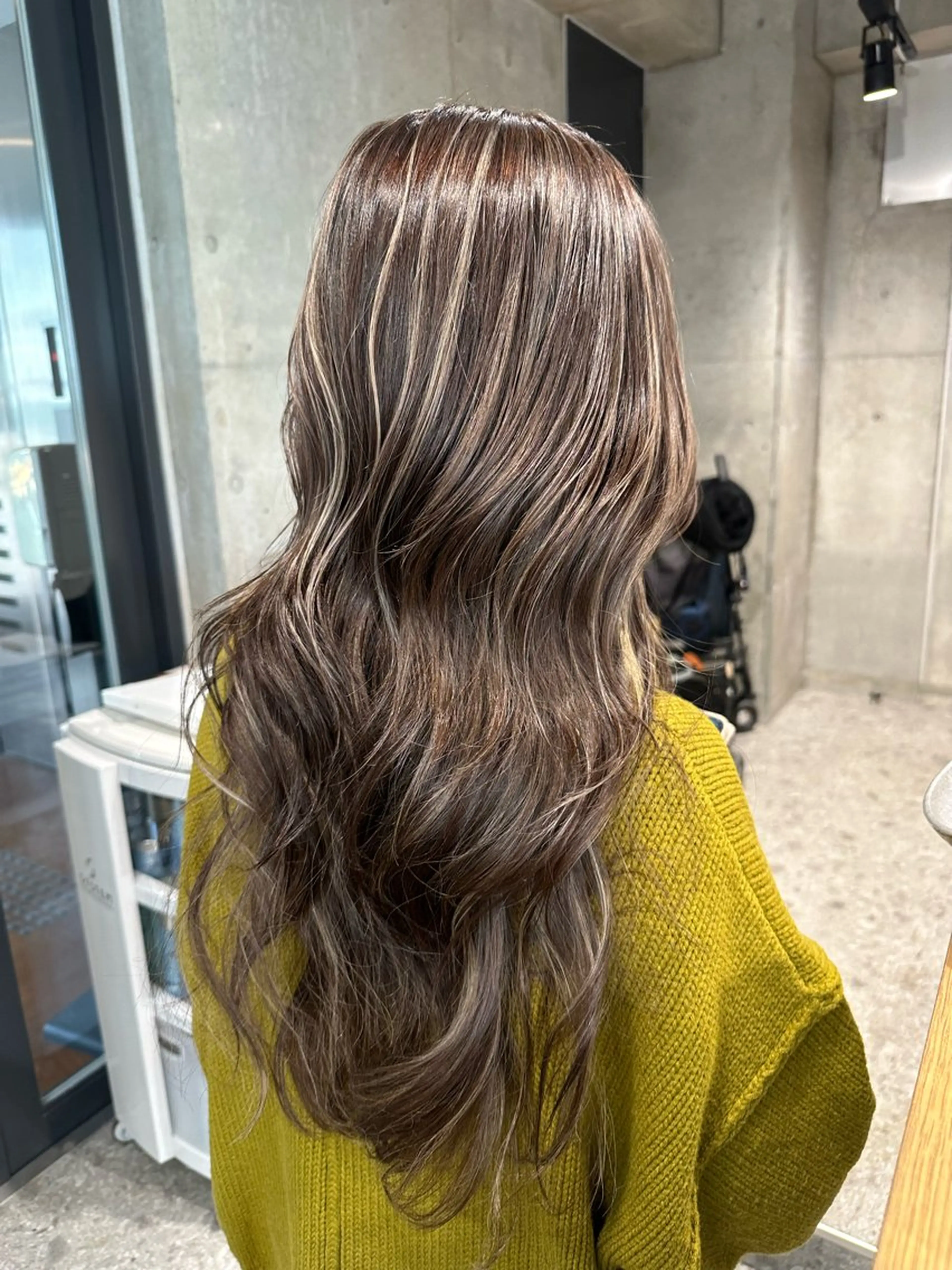 セミロング ヘアカラー ︎🤎W color MIYU‎🤎のヘアスタイル