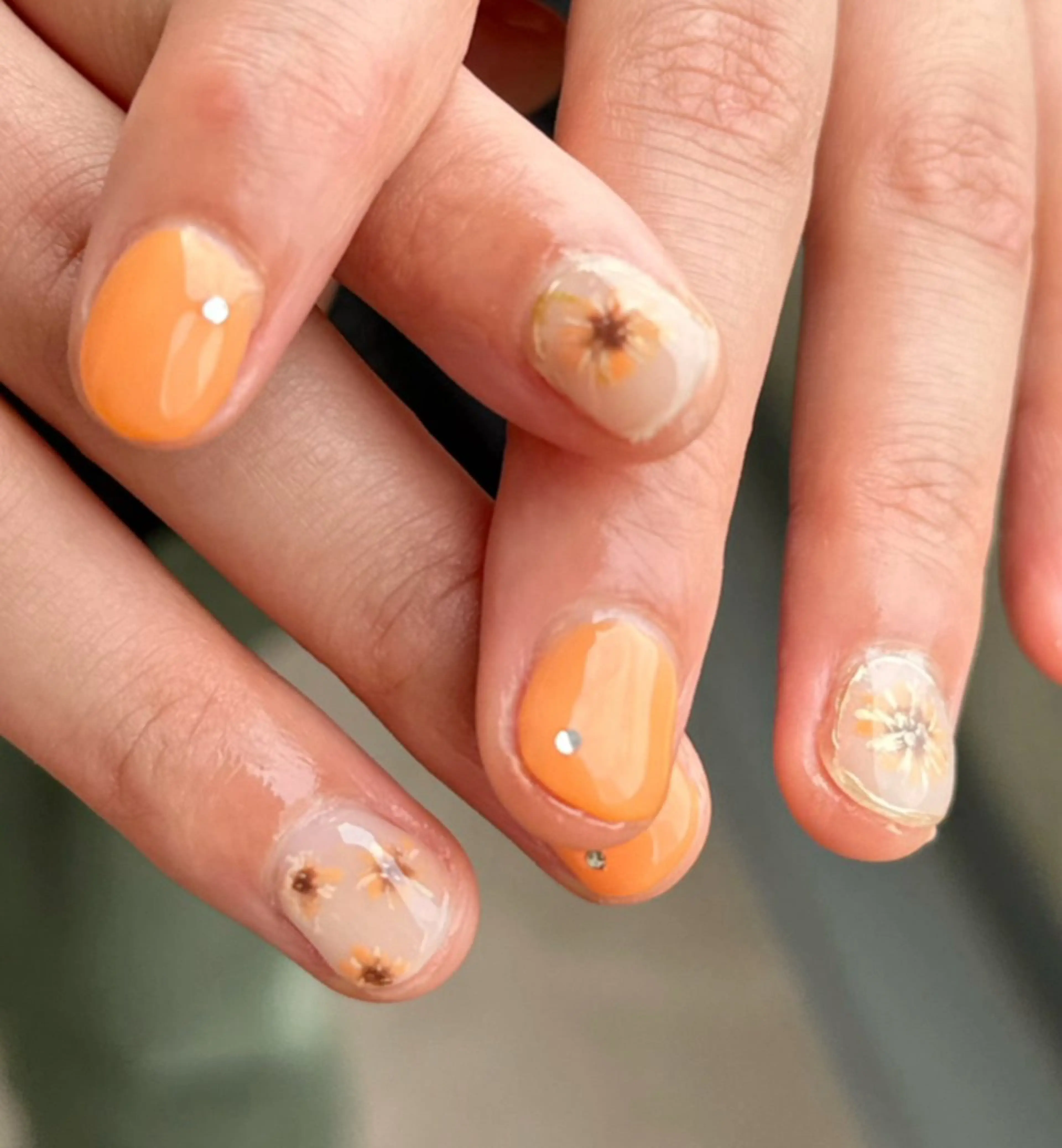 ネイル 新山 聖のネイルデザイン