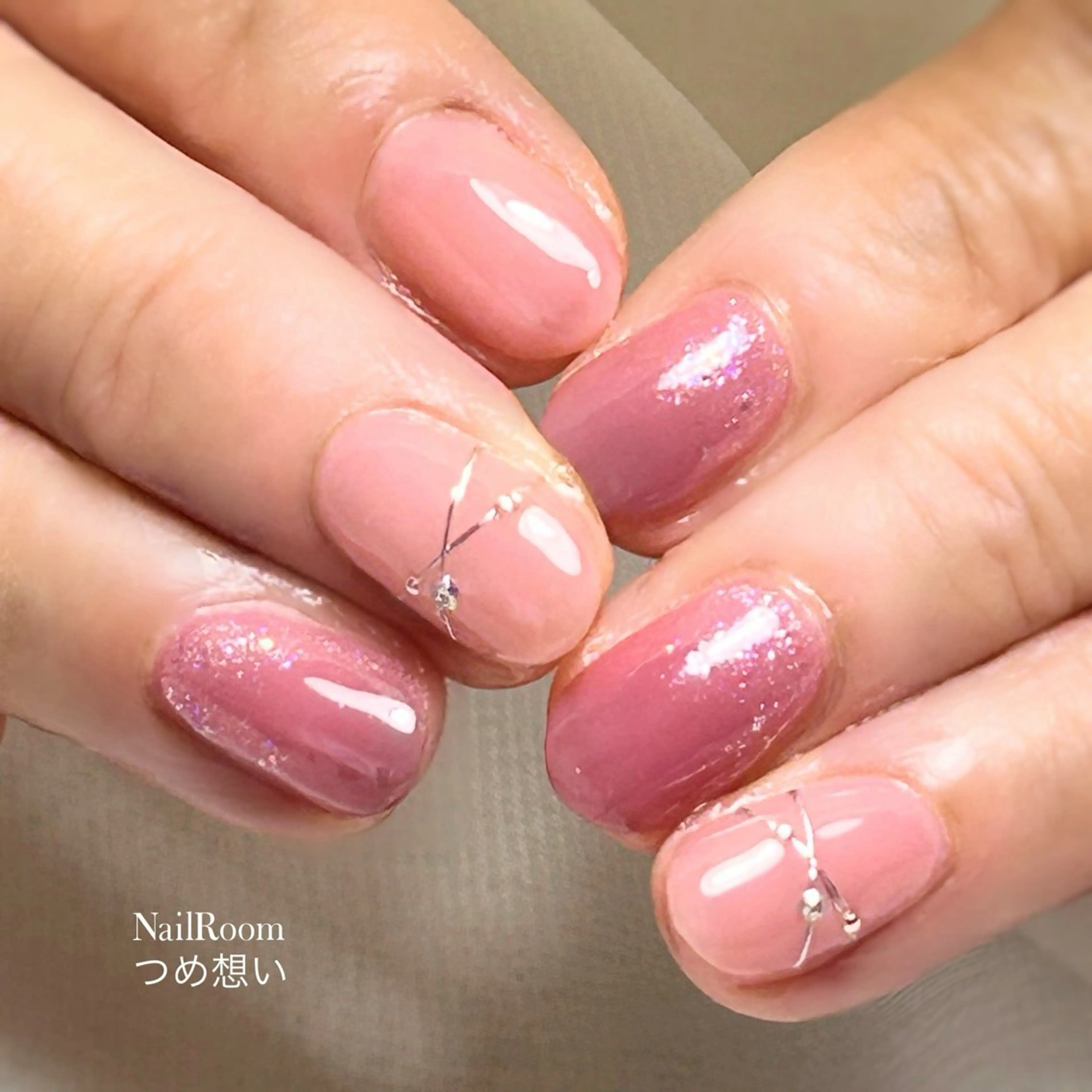 ネイル 持ち込み シンプルネイル NailRoom つめ想いのネイルデザイン