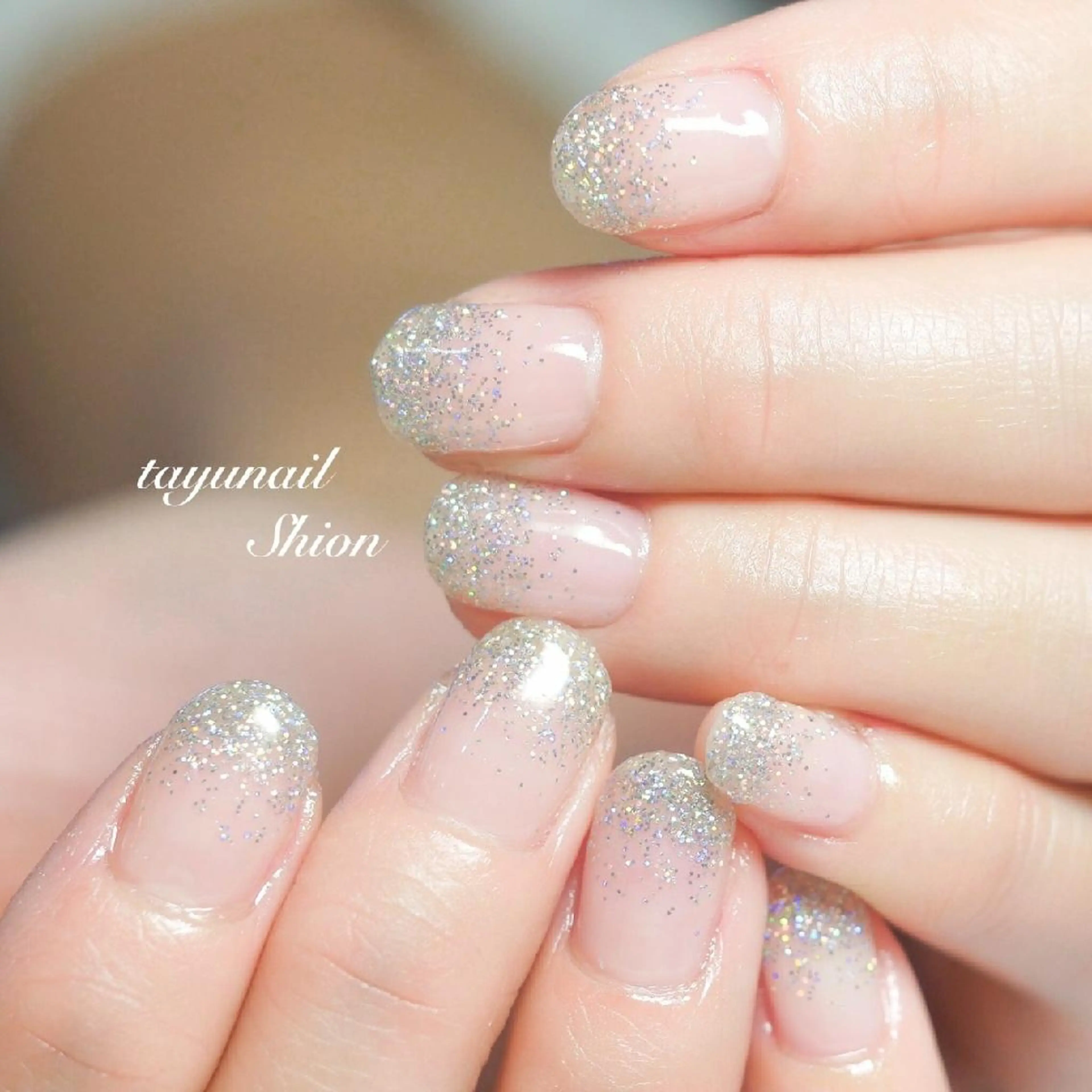 ネイル ブルー ジェルネイル グラデーション キラキラネイル ラメ(グリッター) ネイルサロン・ネイルスクール　たゆnail所属・ネイルサロン 【たゆnail】のネイルデザイン