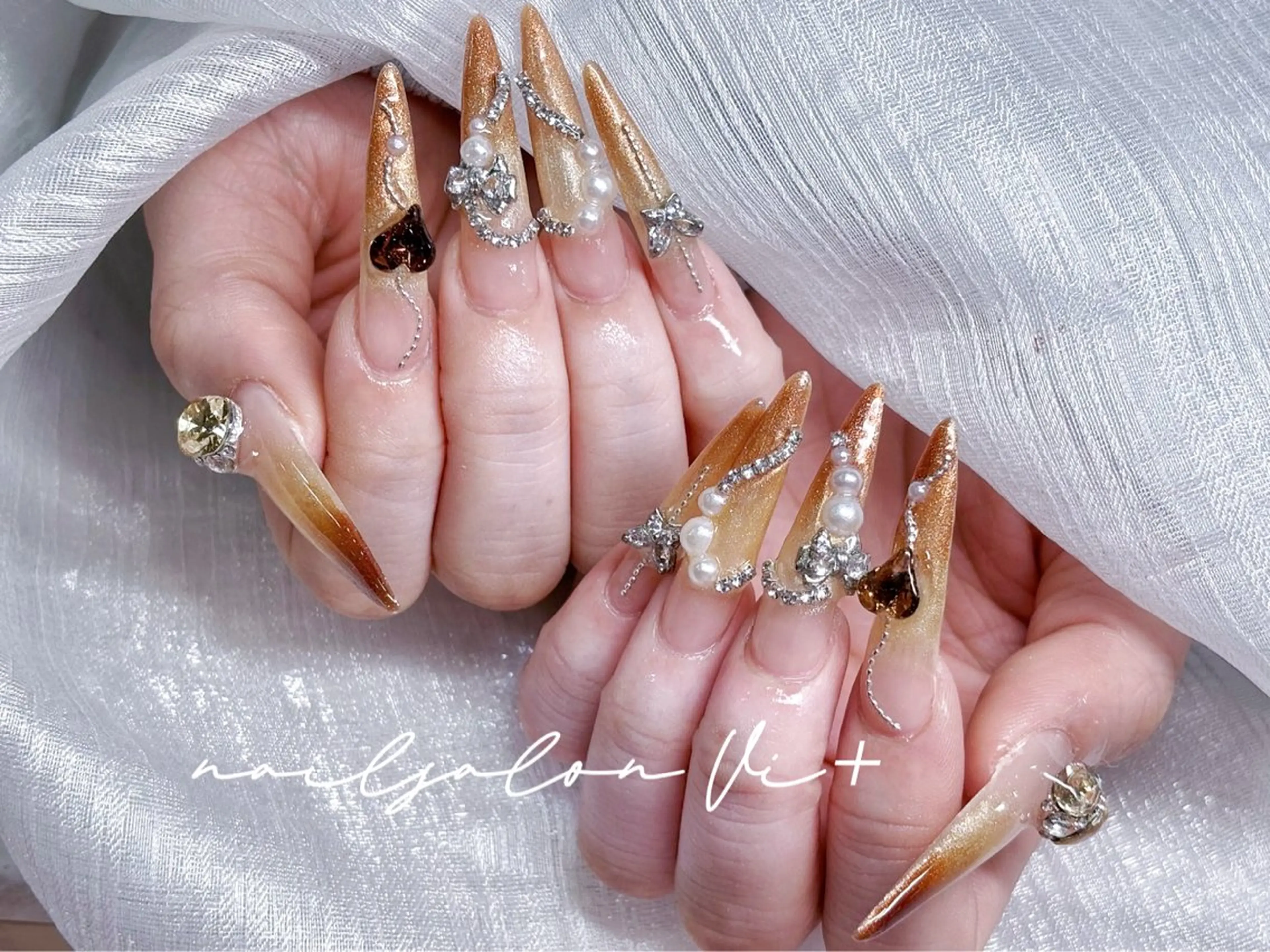 ネイル ハンドネイル ✨Nailsalon Vi+✨のネイルデザイン