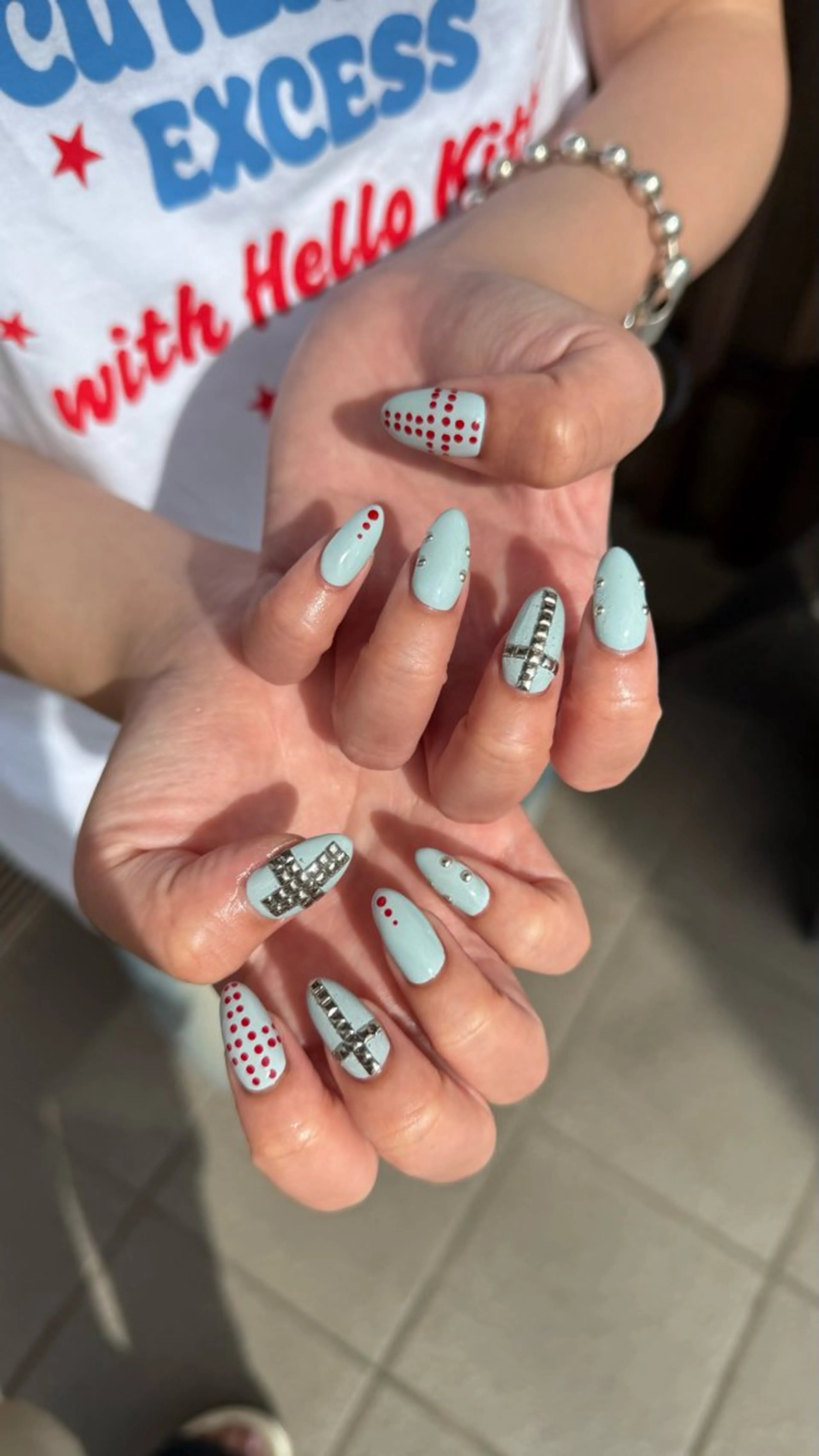 ネイル ハンドネイル nailscue hinonのネイルデザイン