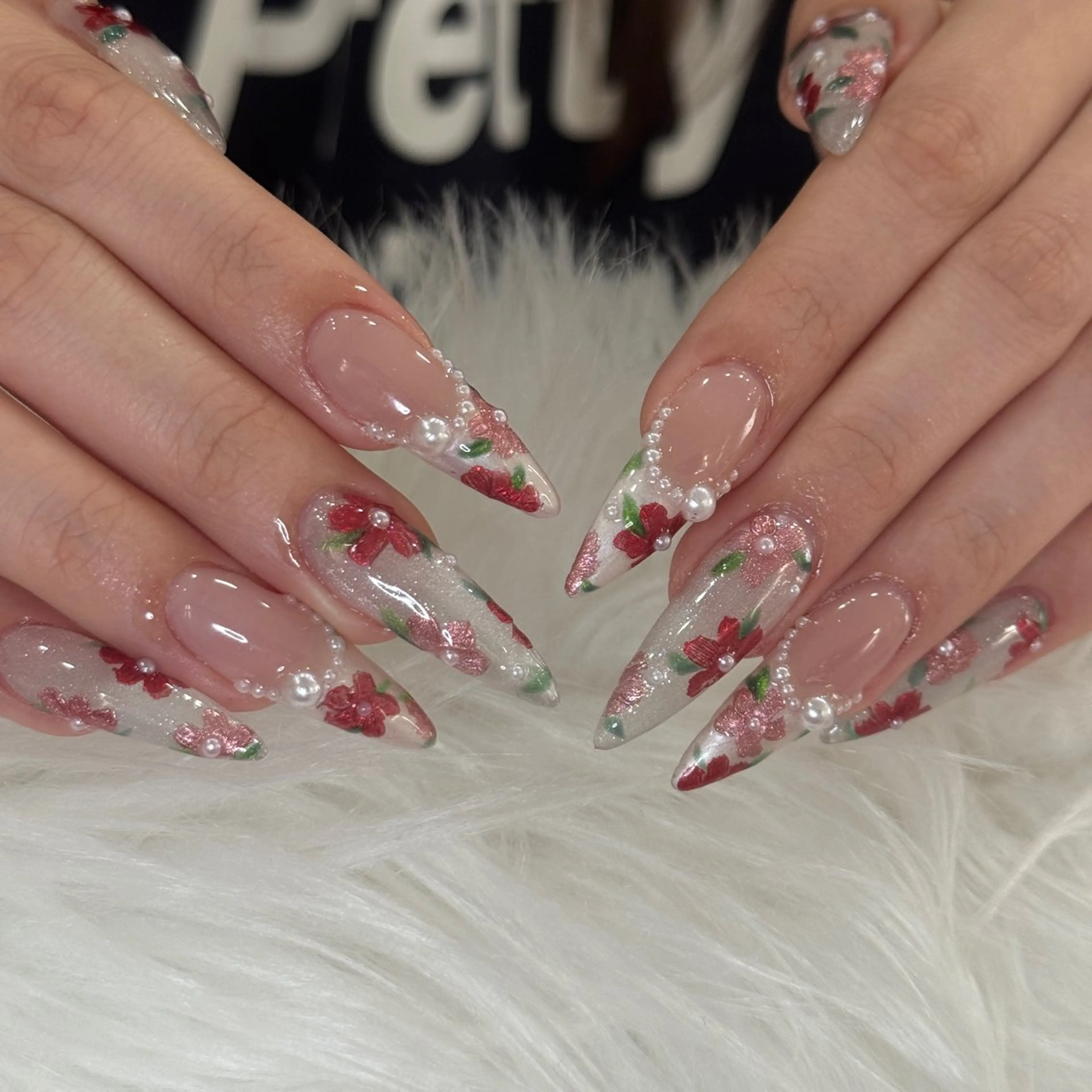 ネイル ハンドネイル ハンドケア hami🎀うかん 🎀チップ長さ出しのネイルデザイン