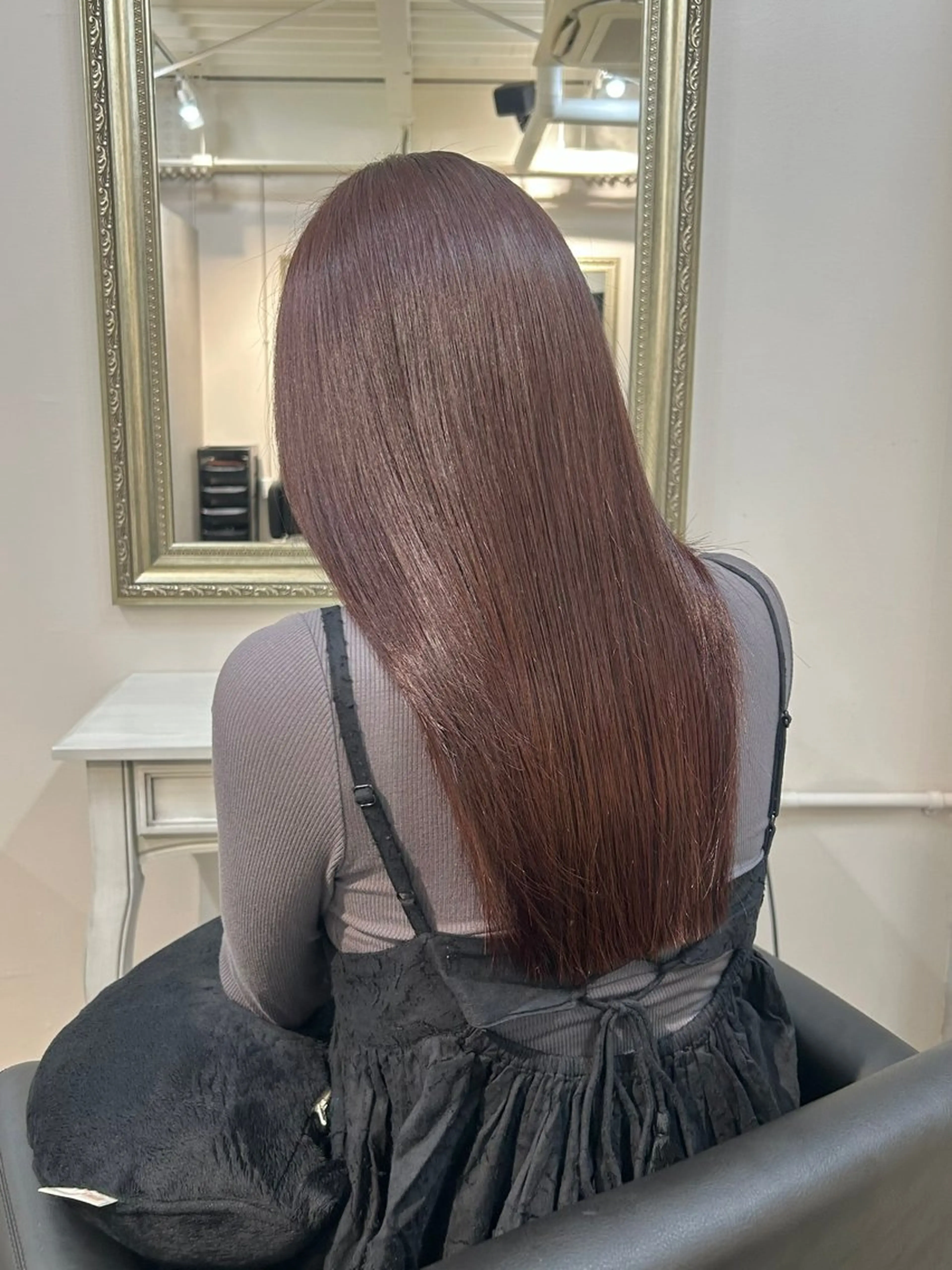 ロング カット 縮毛矯正 トリートメント ✨10000円以内で 叶う艶髪✨のヘアスタイル