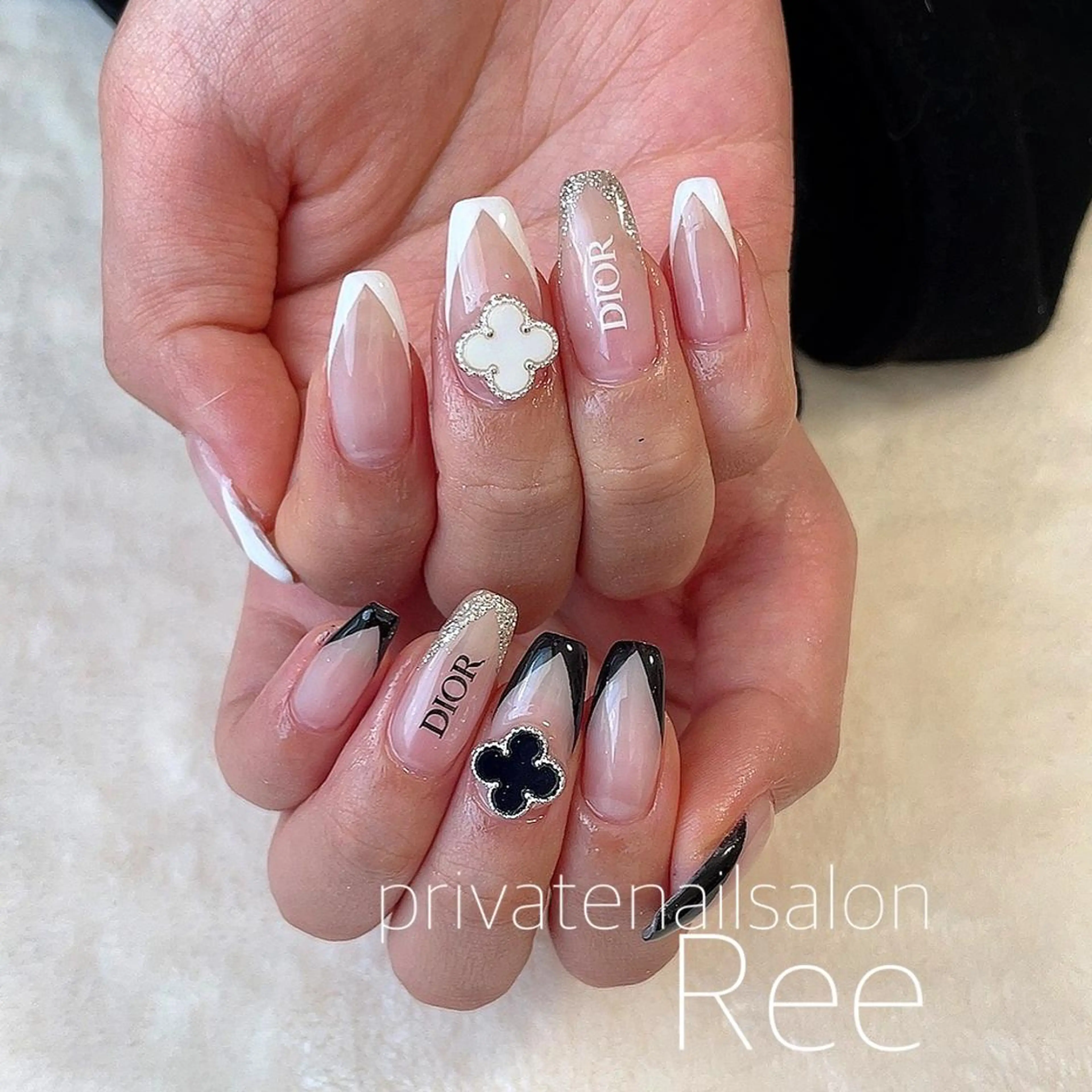 ネイル 知花 梨花のネイルデザイン