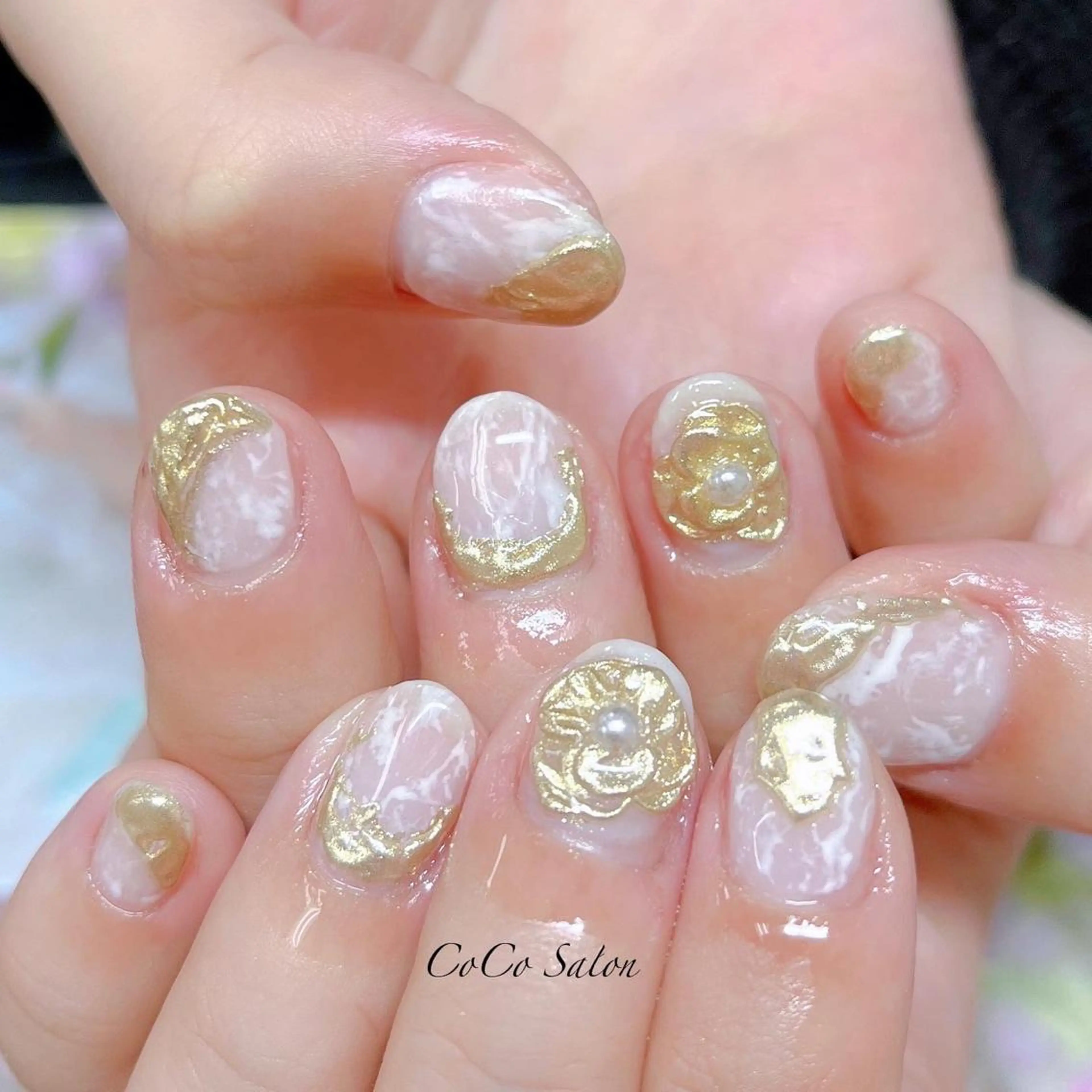 ネイル 長さ出し フラワーネイル フレンチネイル ジェルネイル キラキラネイル ハンドネイル CoCoSalon ネイル/まつ毛予約のネイルデザイン