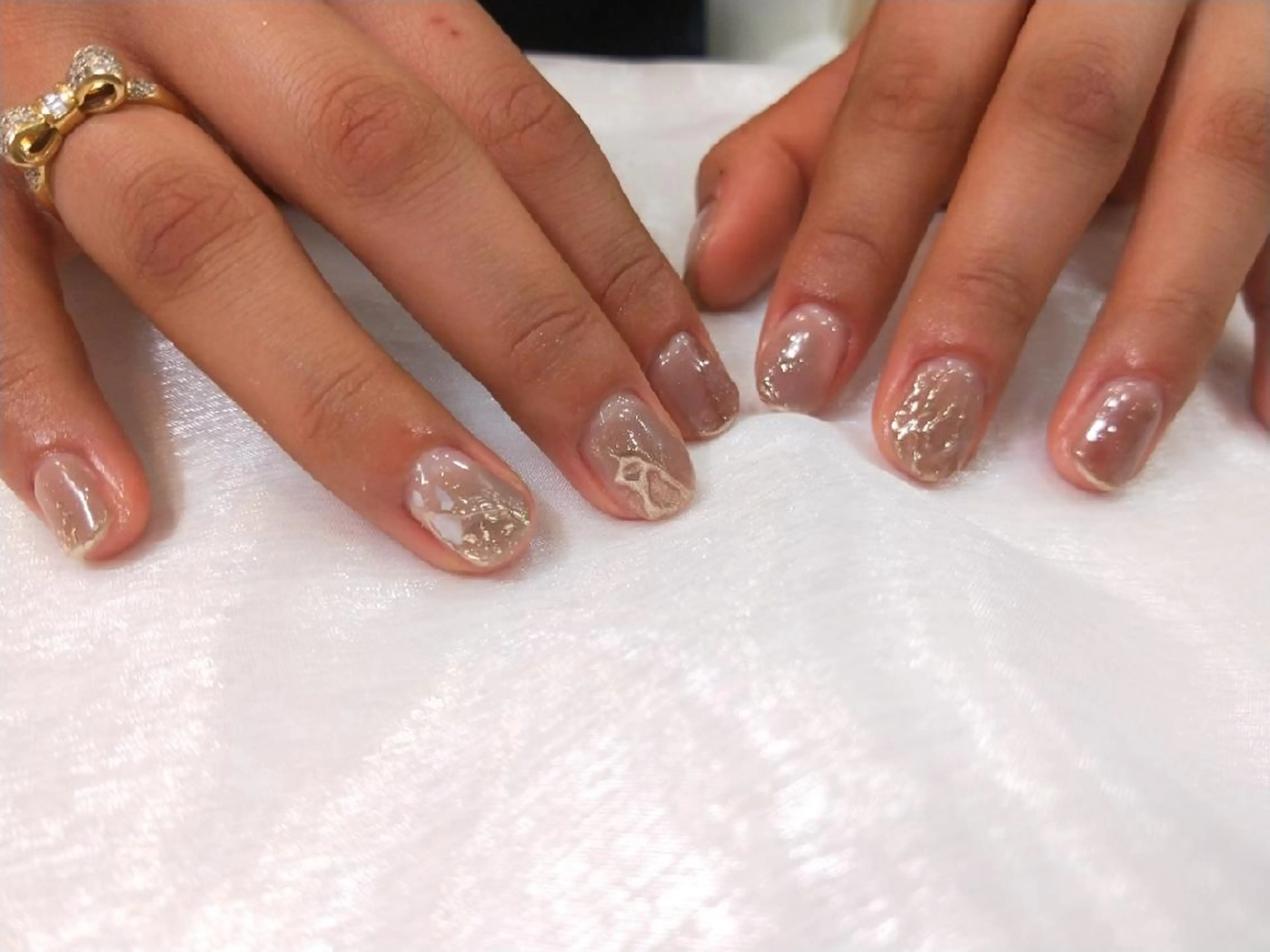 ネイル ハンドネイル ハンドケア R'well所属・はばすみれ🎀ﾈｲﾙ 光ﾌｪｲｼｬﾙ ﾍｱのネイルデザイン