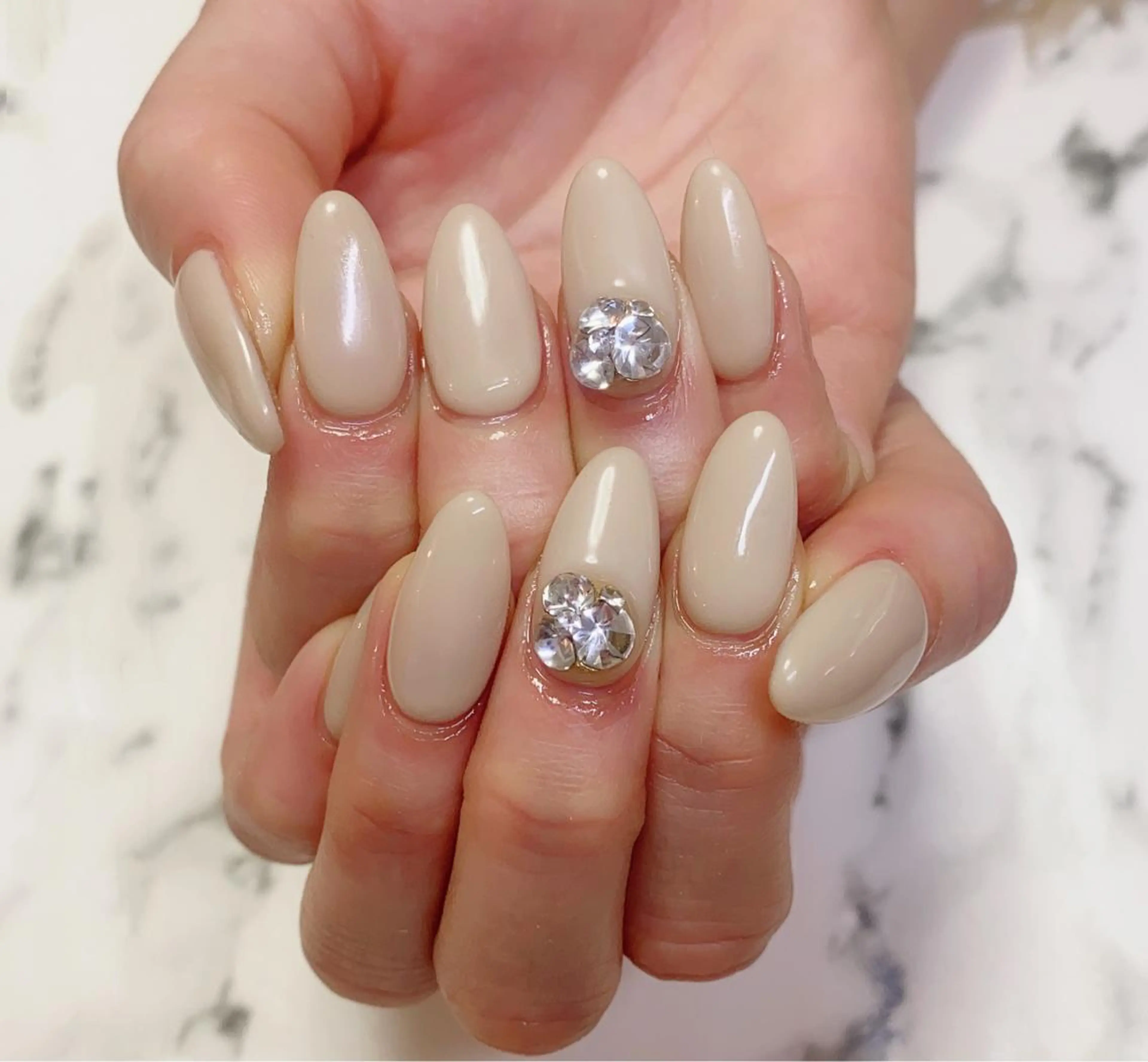 ショート カラー ネイル 長さ出し Q Free nailsのネイルデザイン