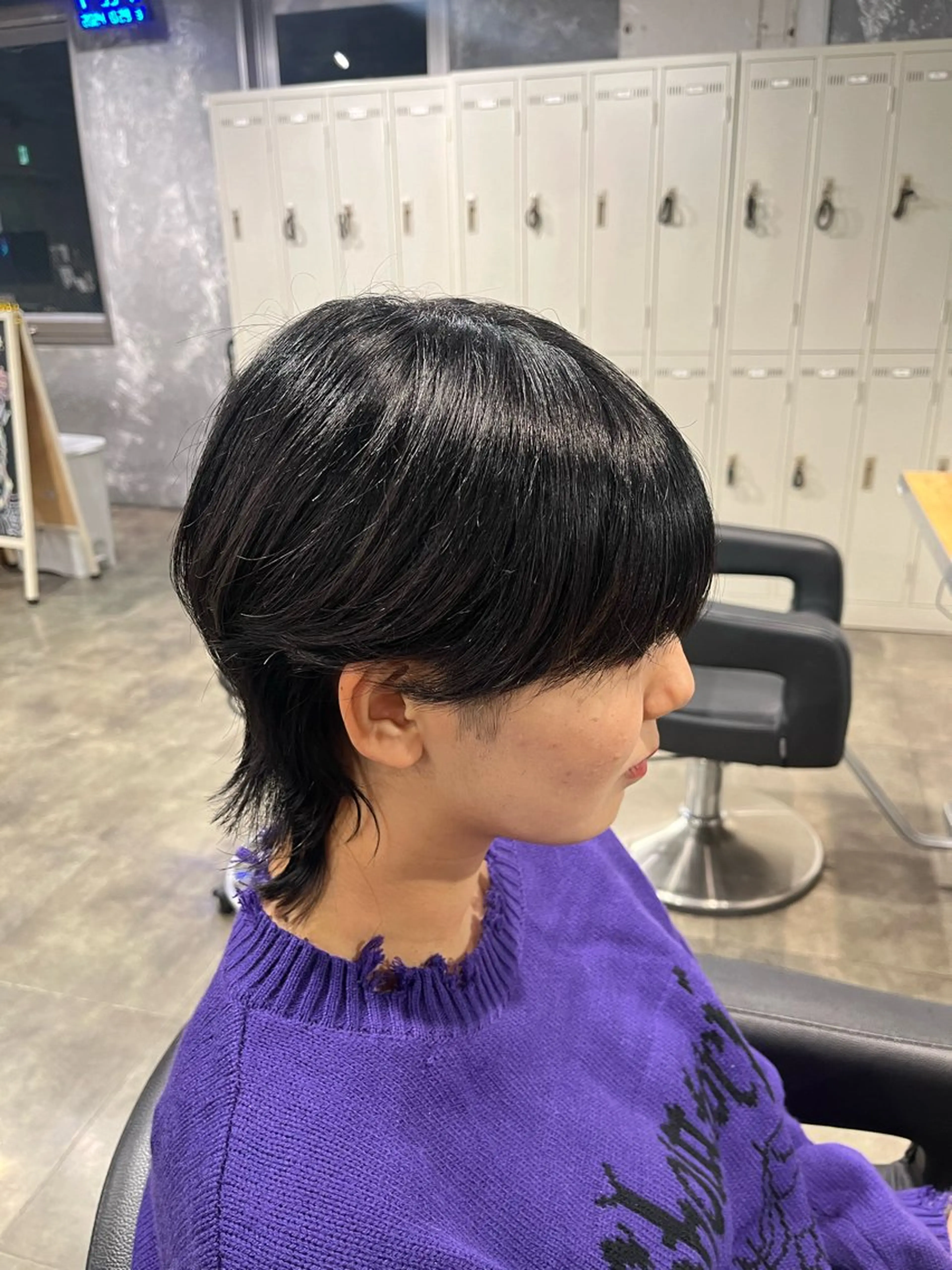 メンズ ハイトーンカラー 🦄レイヤーカットのヘアスタイル