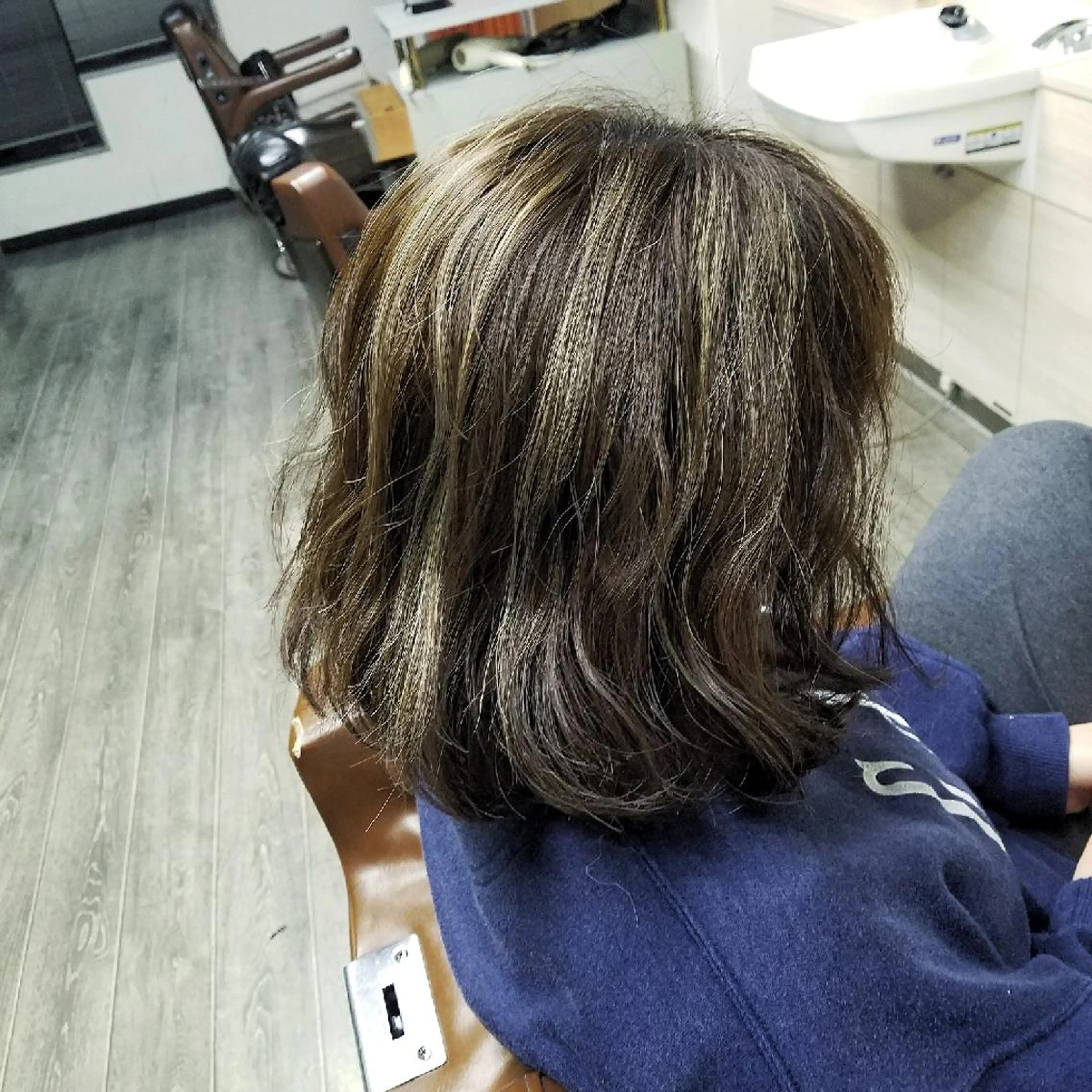 ミディアム カラー 電髪倶楽部　美膳所属・荒井 琢人のヘアスタイル