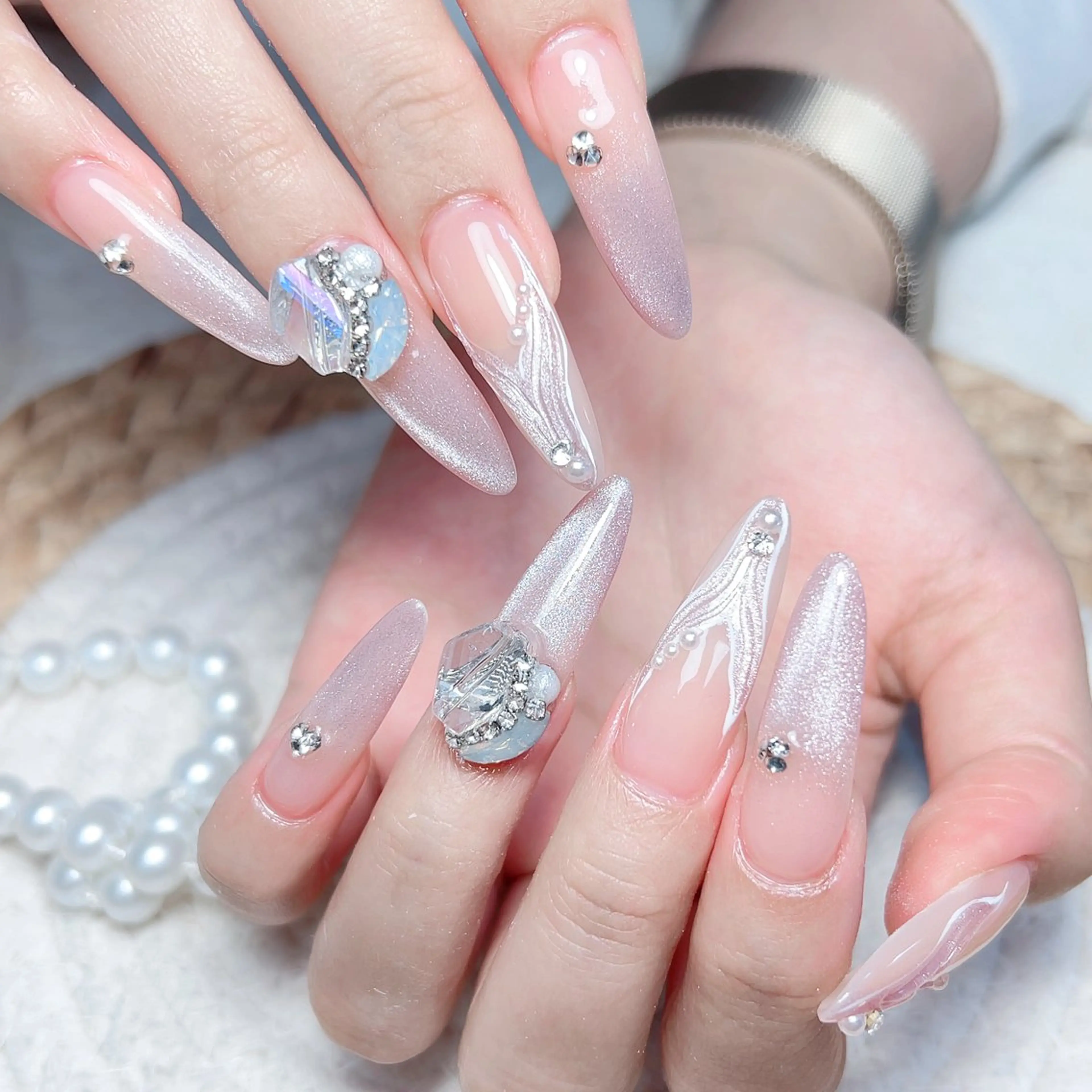 ネイル M🌷nail 長さだし専門店のネイルデザイン