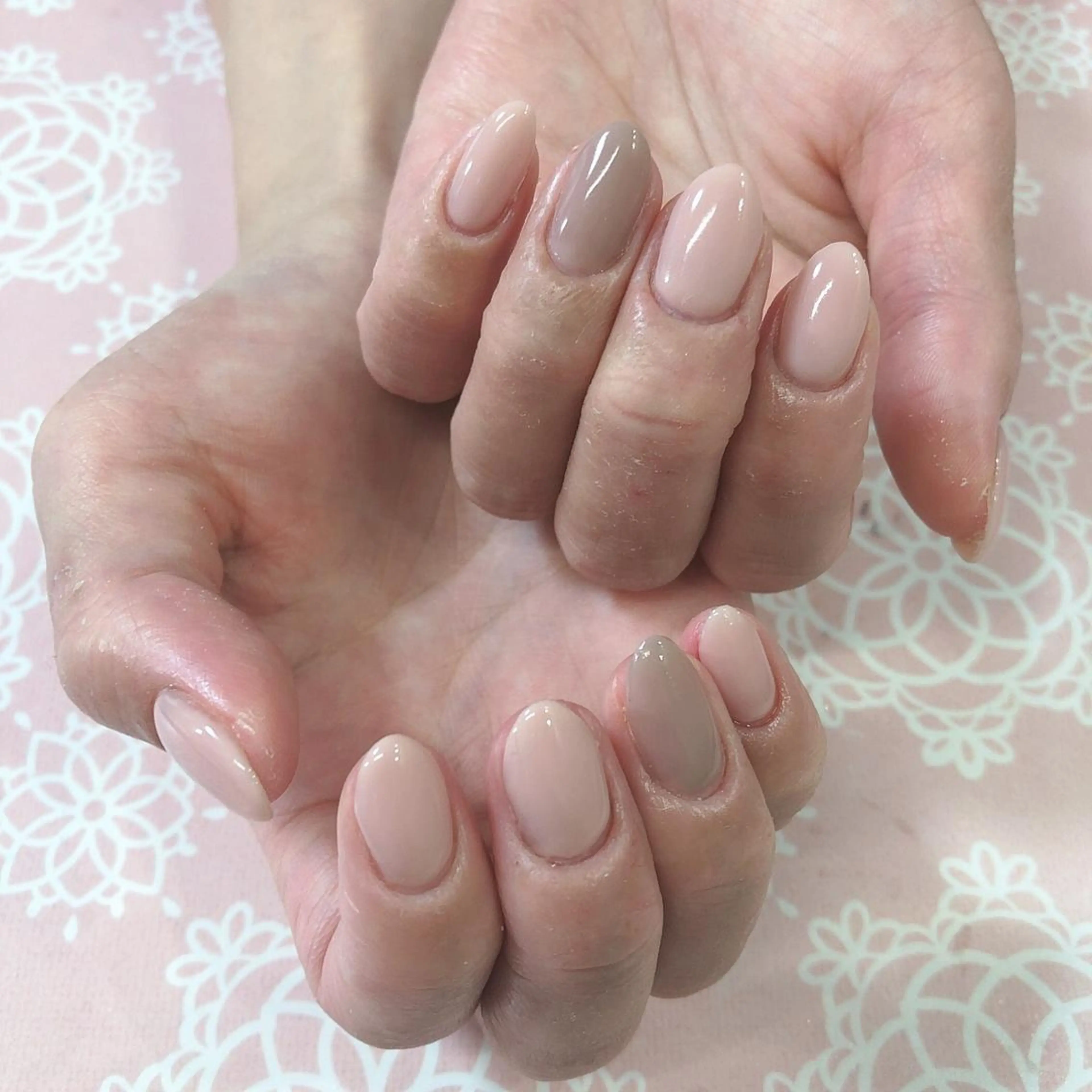 ネイル ハンドネイル 西岡 杏のネイルデザイン