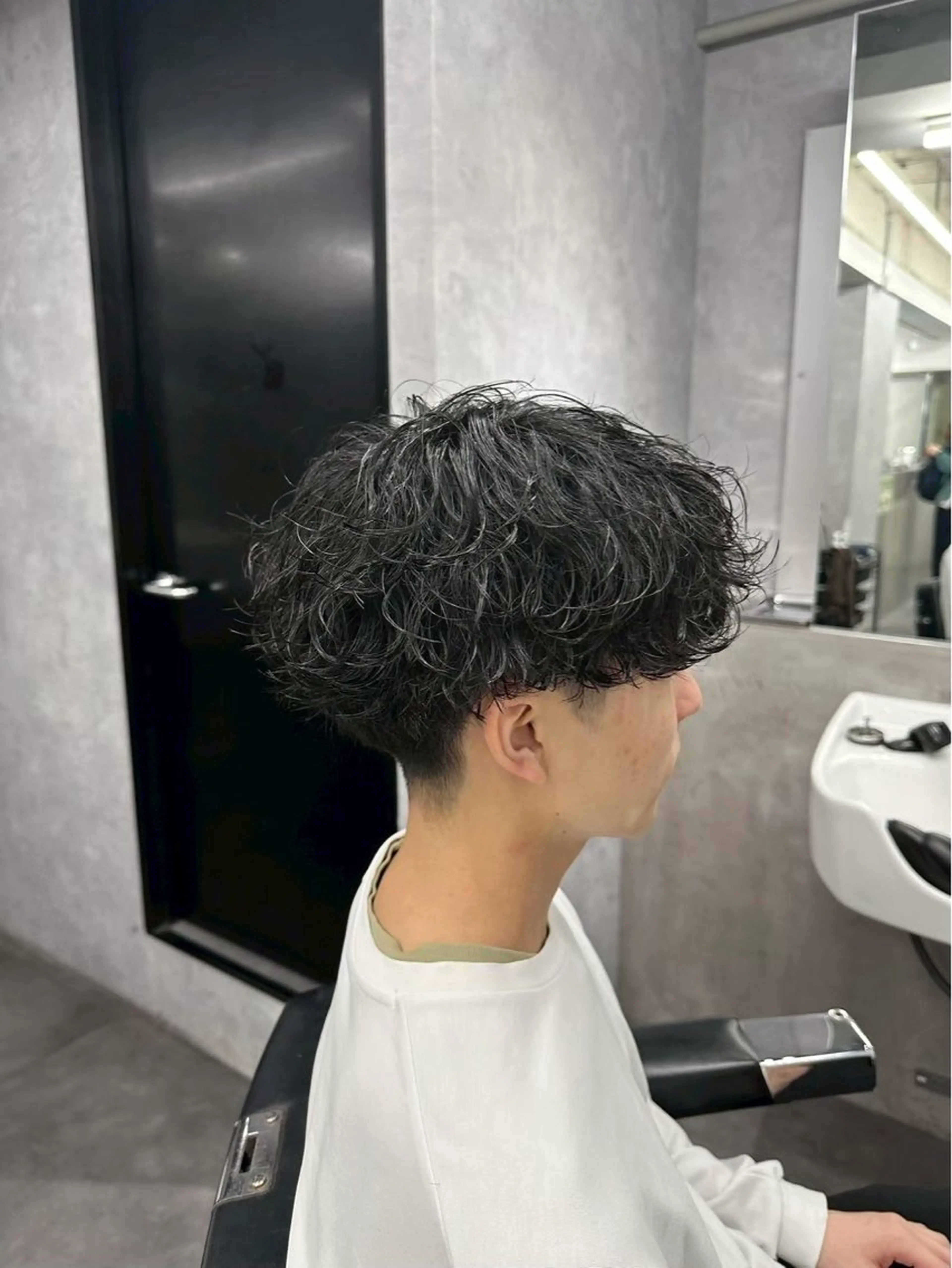 ミディアム パーマ メンズ カット パーマ 💈メンズ特化💈 barberコウヨウのヘアスタイル