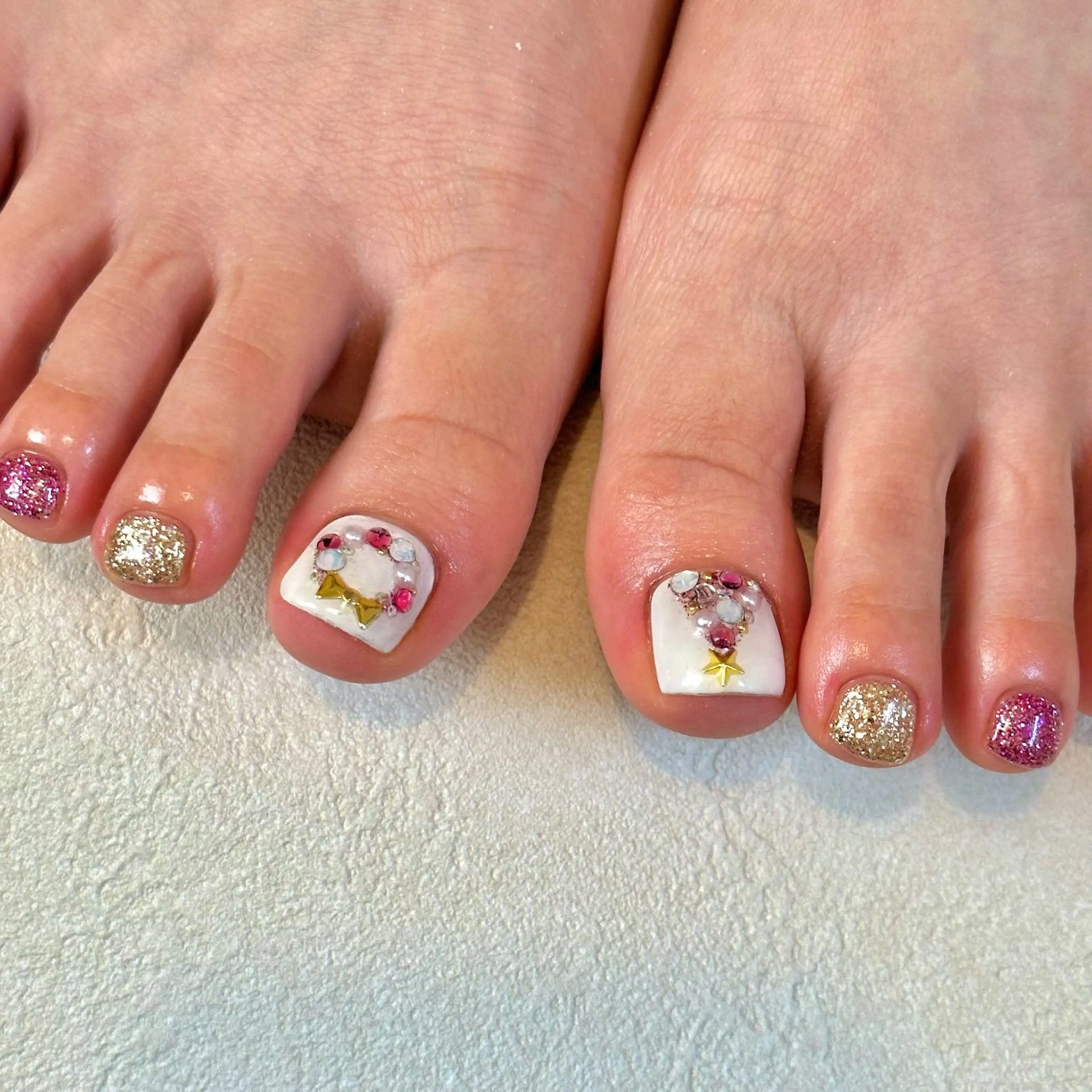 ネイル クリスマス ハンドネイル フットネイル GéRanium Harukaのネイルデザイン