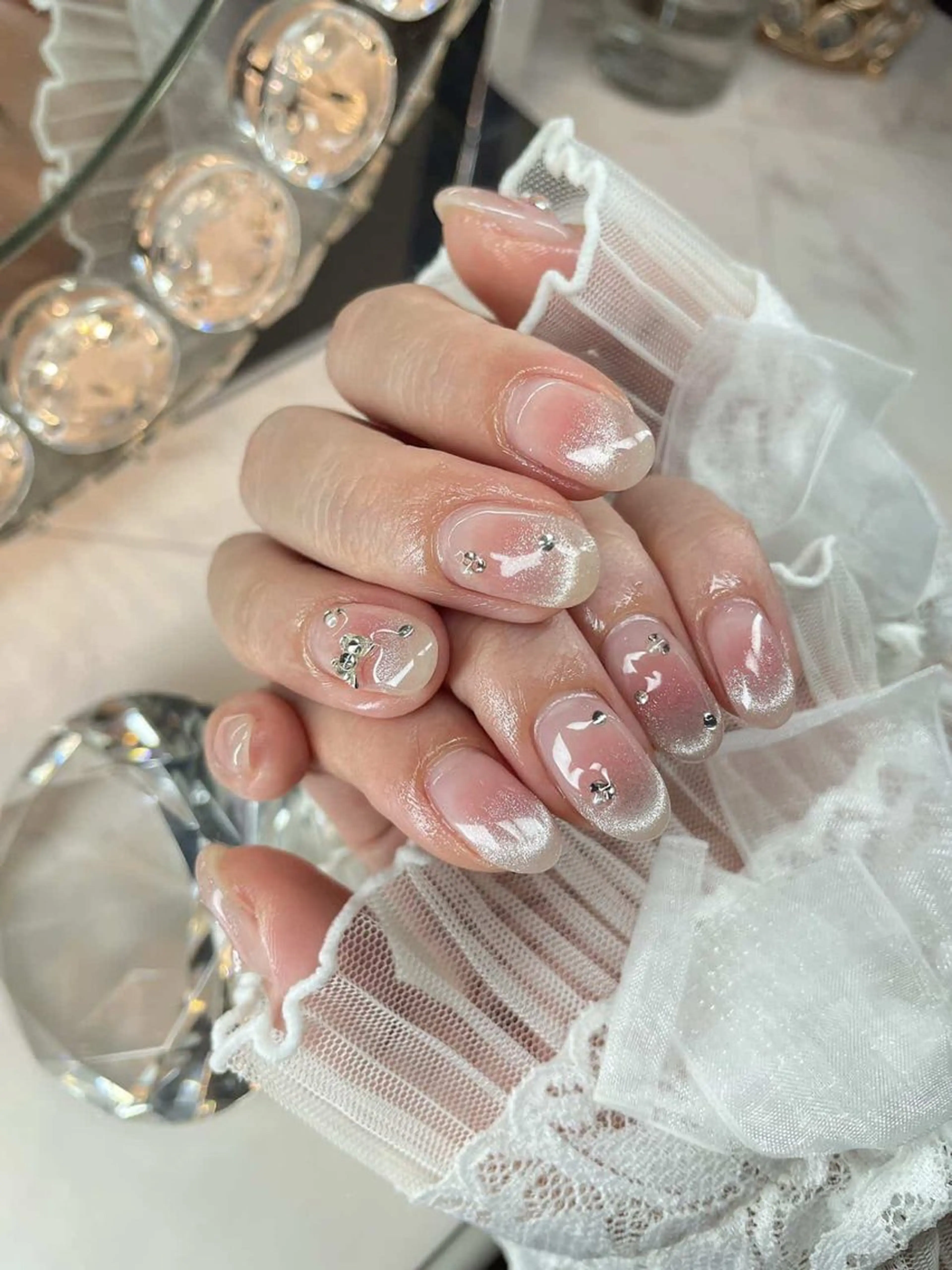 ネイル 23時まで❤︎韓国、 ワンホンネイルのネイルデザイン