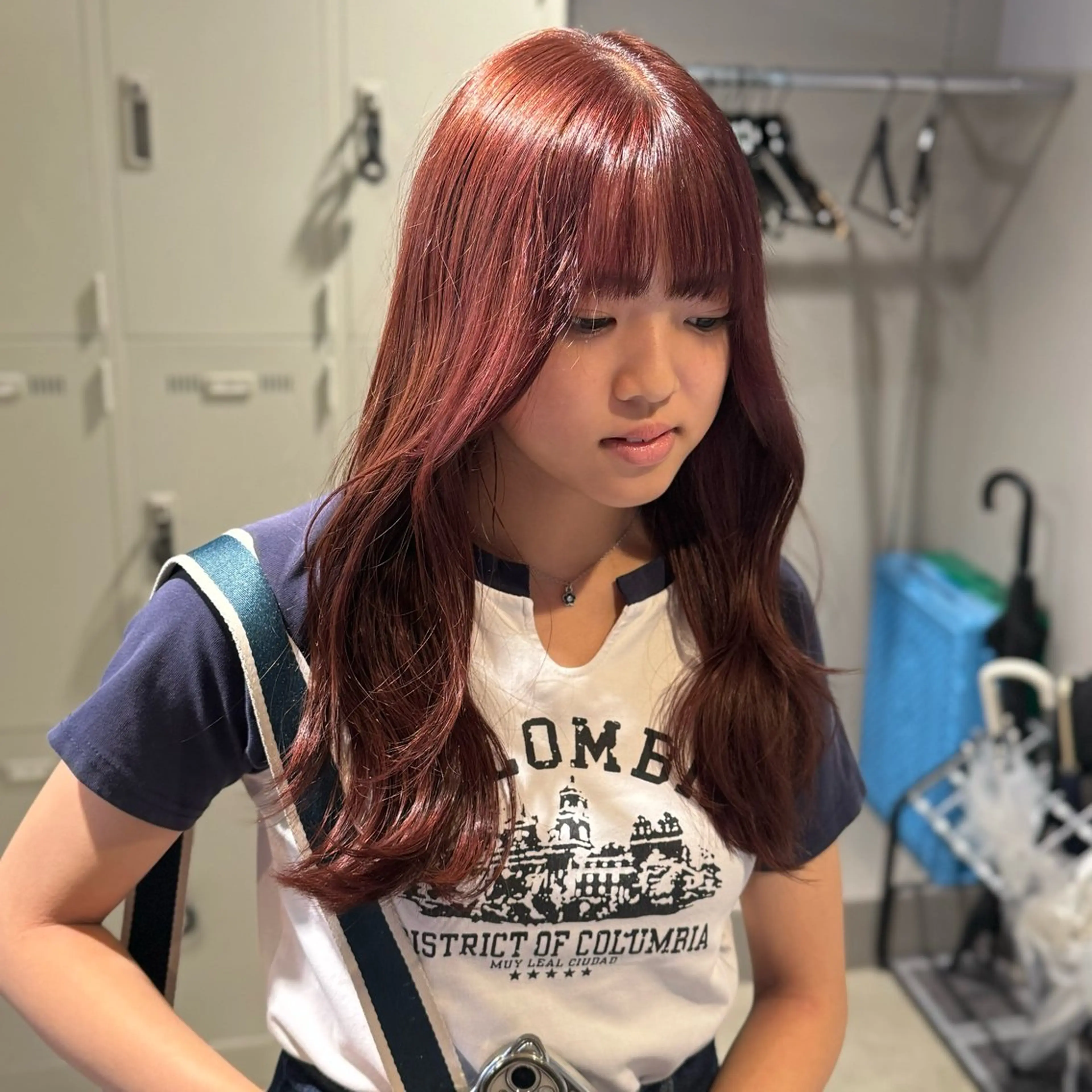 ミディアム カラー ヘアアレンジ ブリーチ ブリーチなしカラー ピンクカラー ヘアカラー パーマ トリートメント ヘッドスパ ヘアセット 顔まわりカット の達人のヘアスタイル