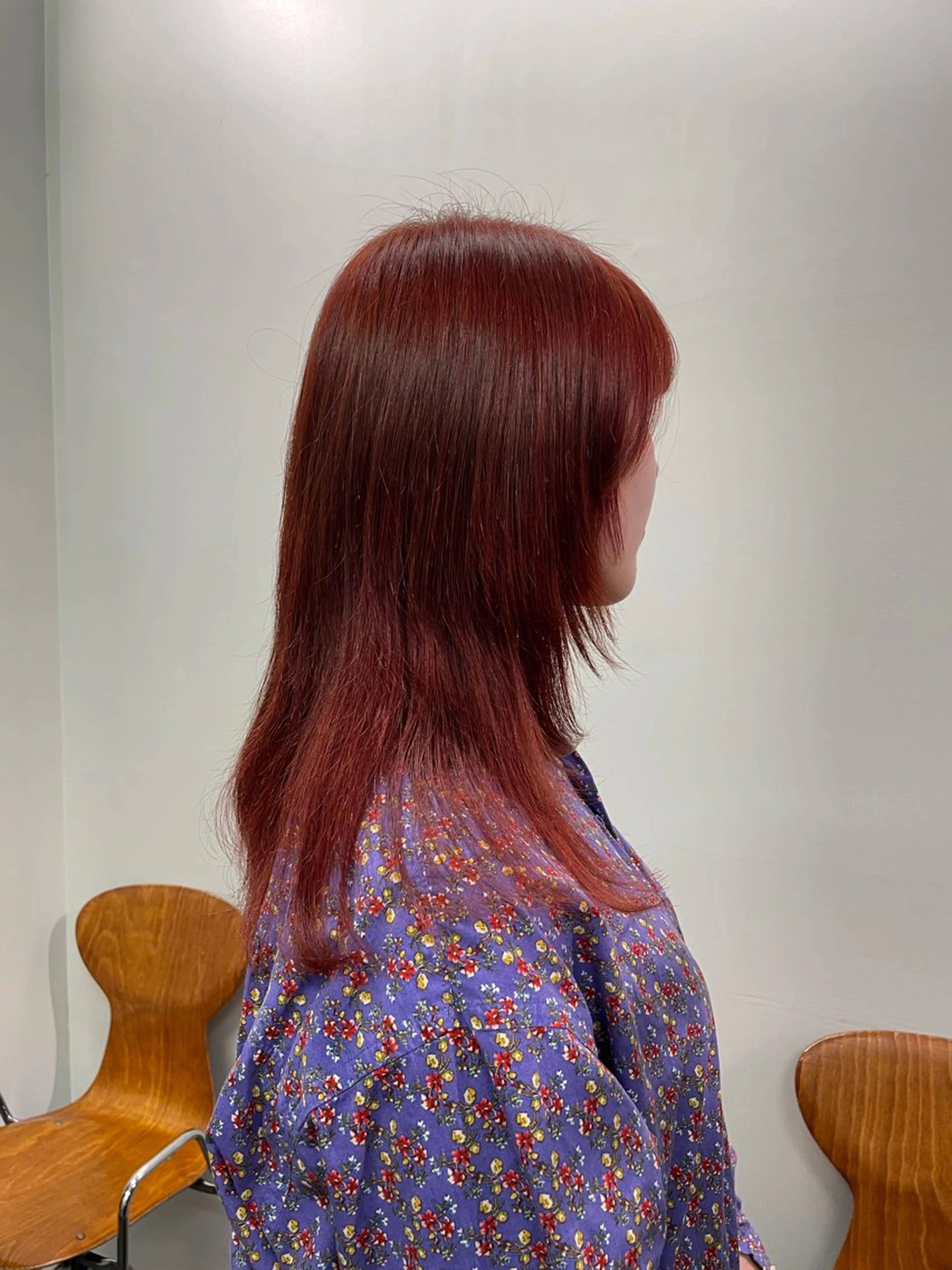 セミロング カラー オレンジ オレンジピンク ピンクカラー 都築 あんずのヘアスタイル