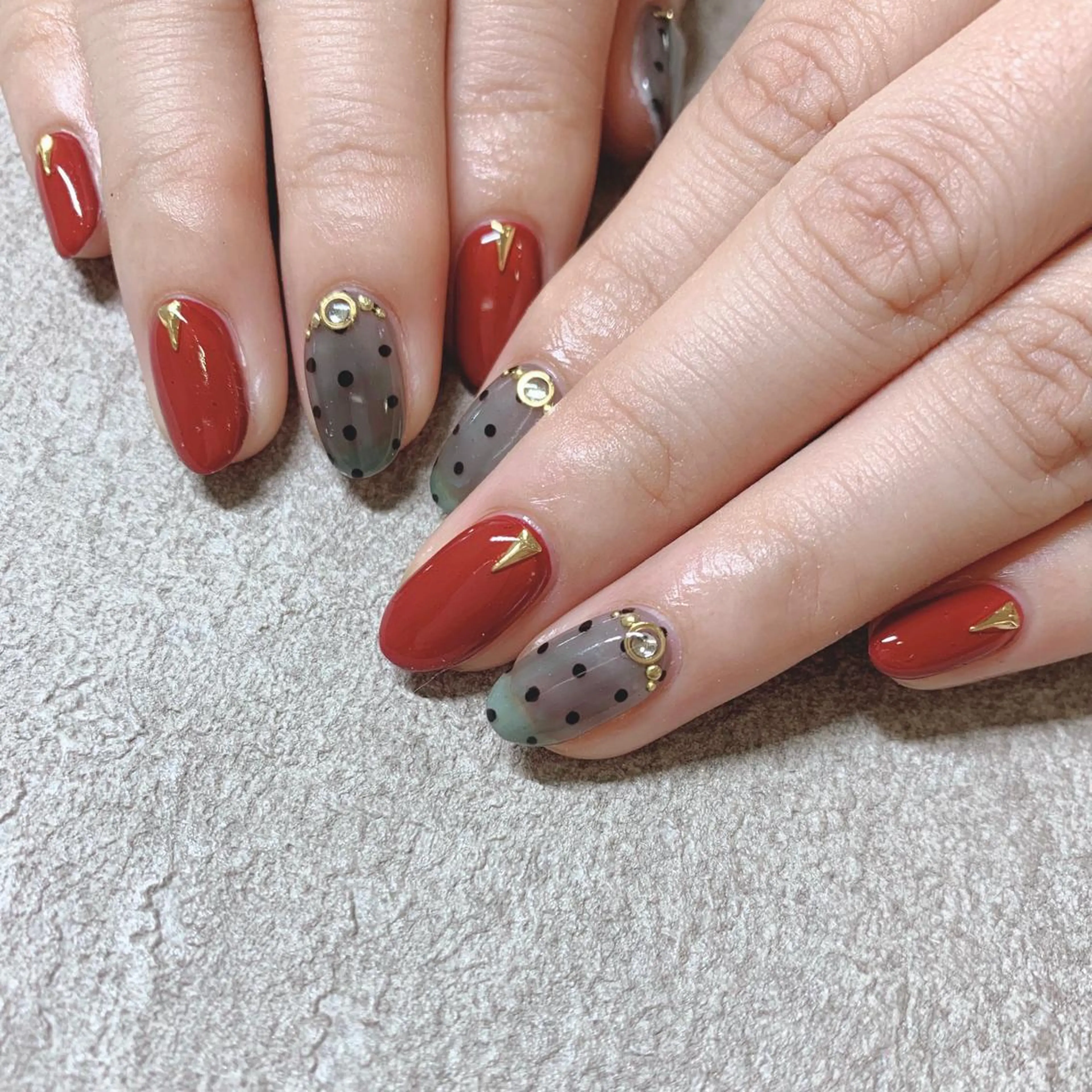 カラー ネイル ハンドネイル Cozy_ ilumのネイルデザイン