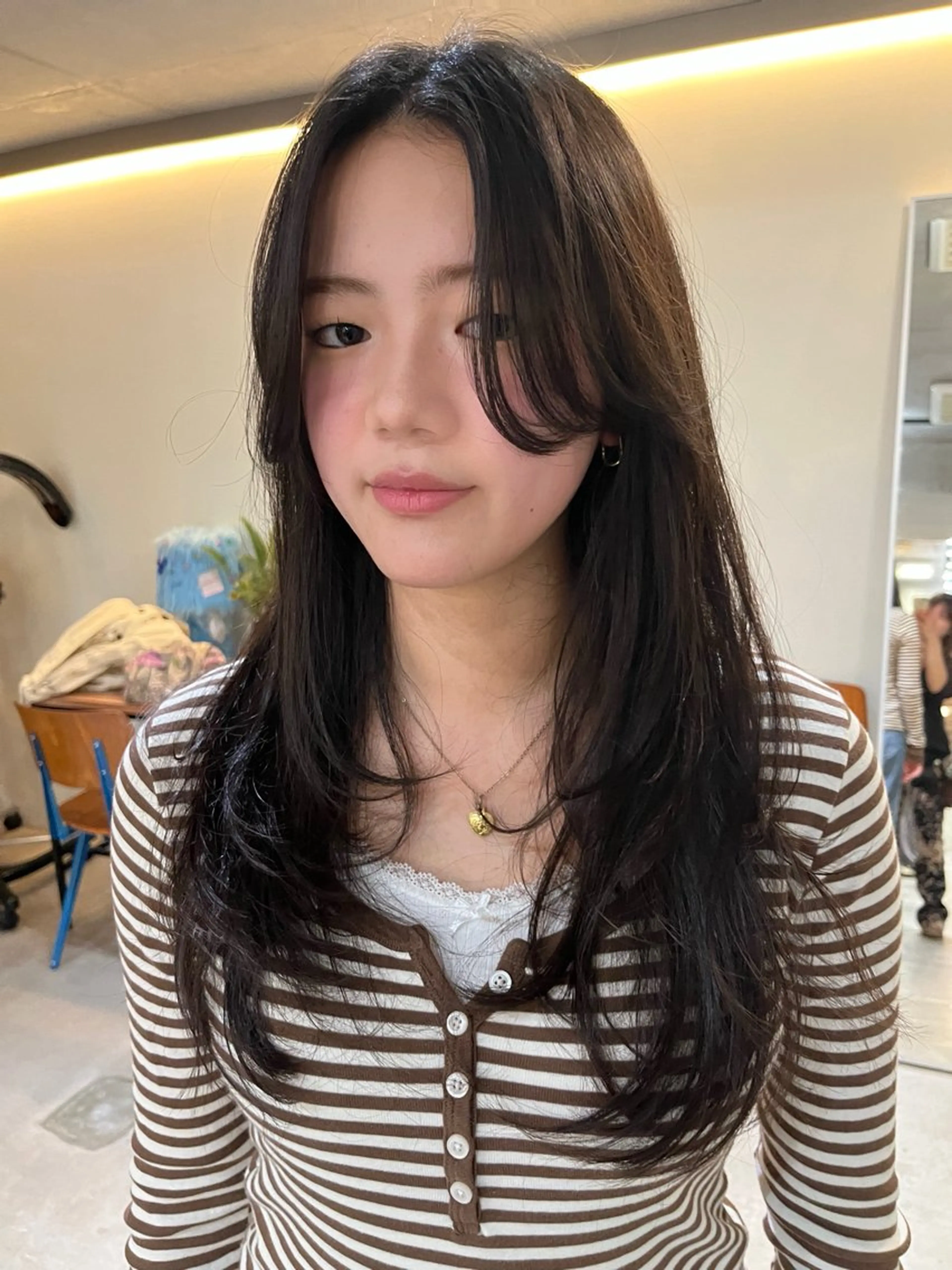 ロング レイヤーカット カット レイヤーカット\ウル フ　chinatsuのヘアスタイル