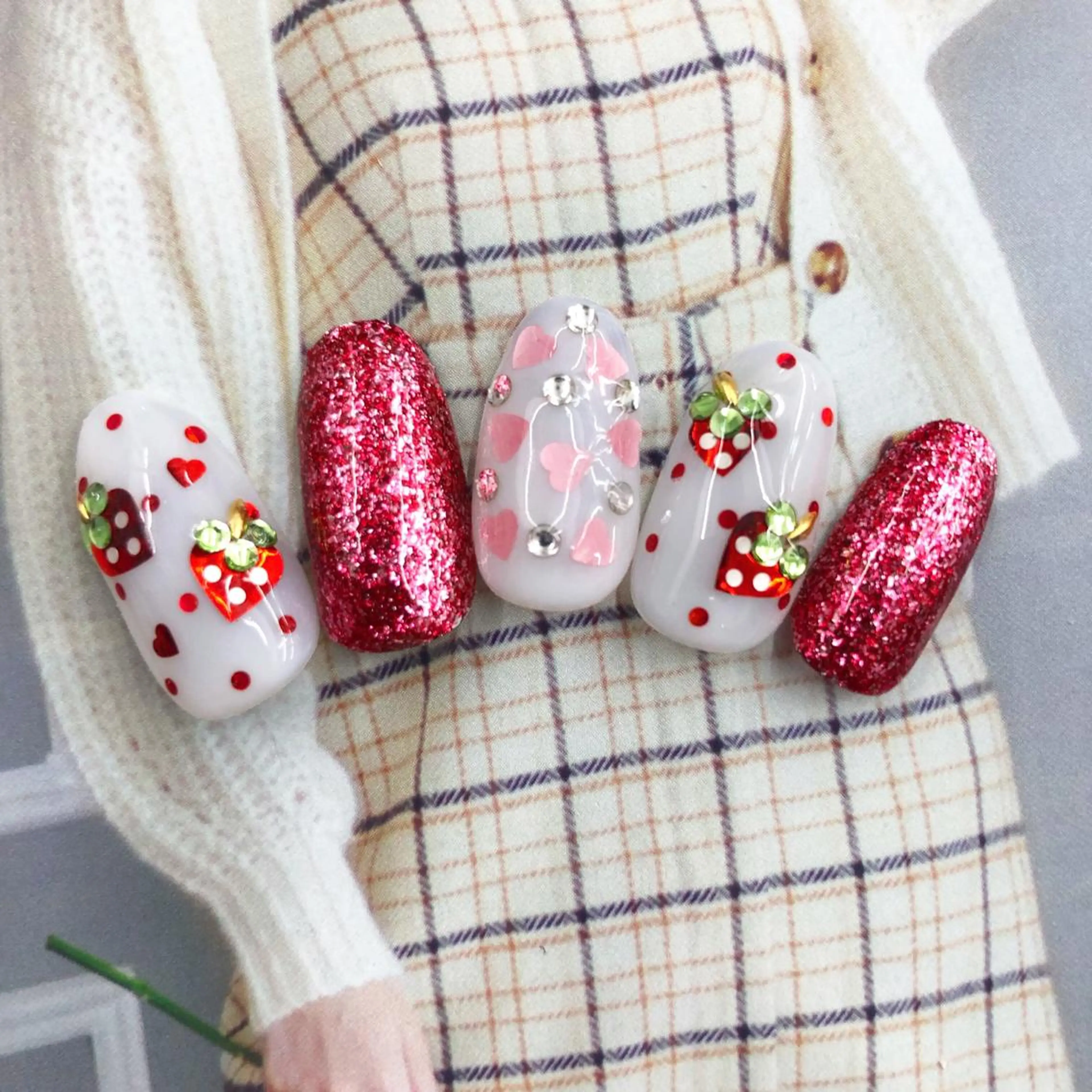 ネイル 春ネイル Minami 🍓のネイルデザイン