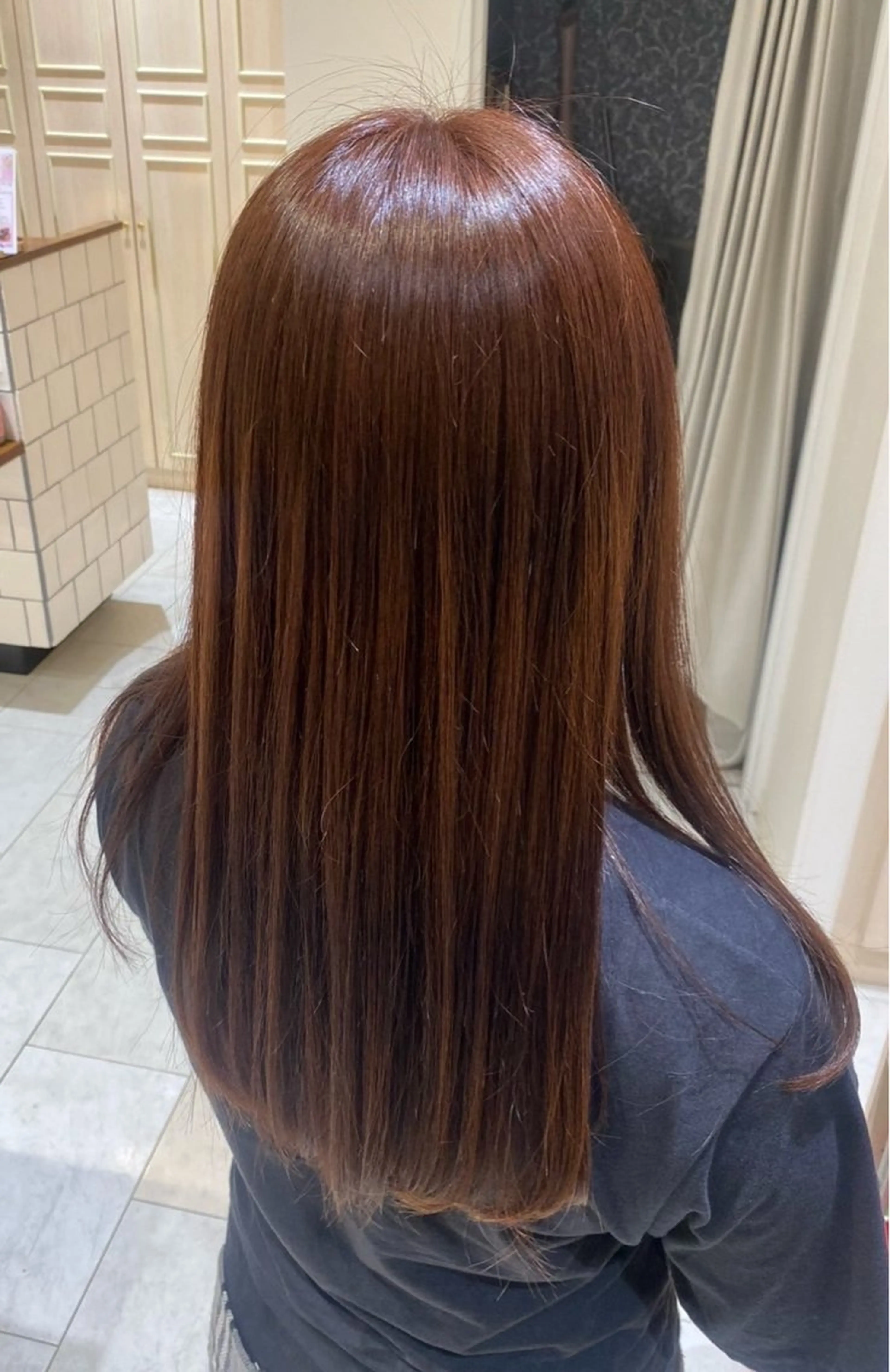 ロング カラー 林部 りおのヘアスタイル