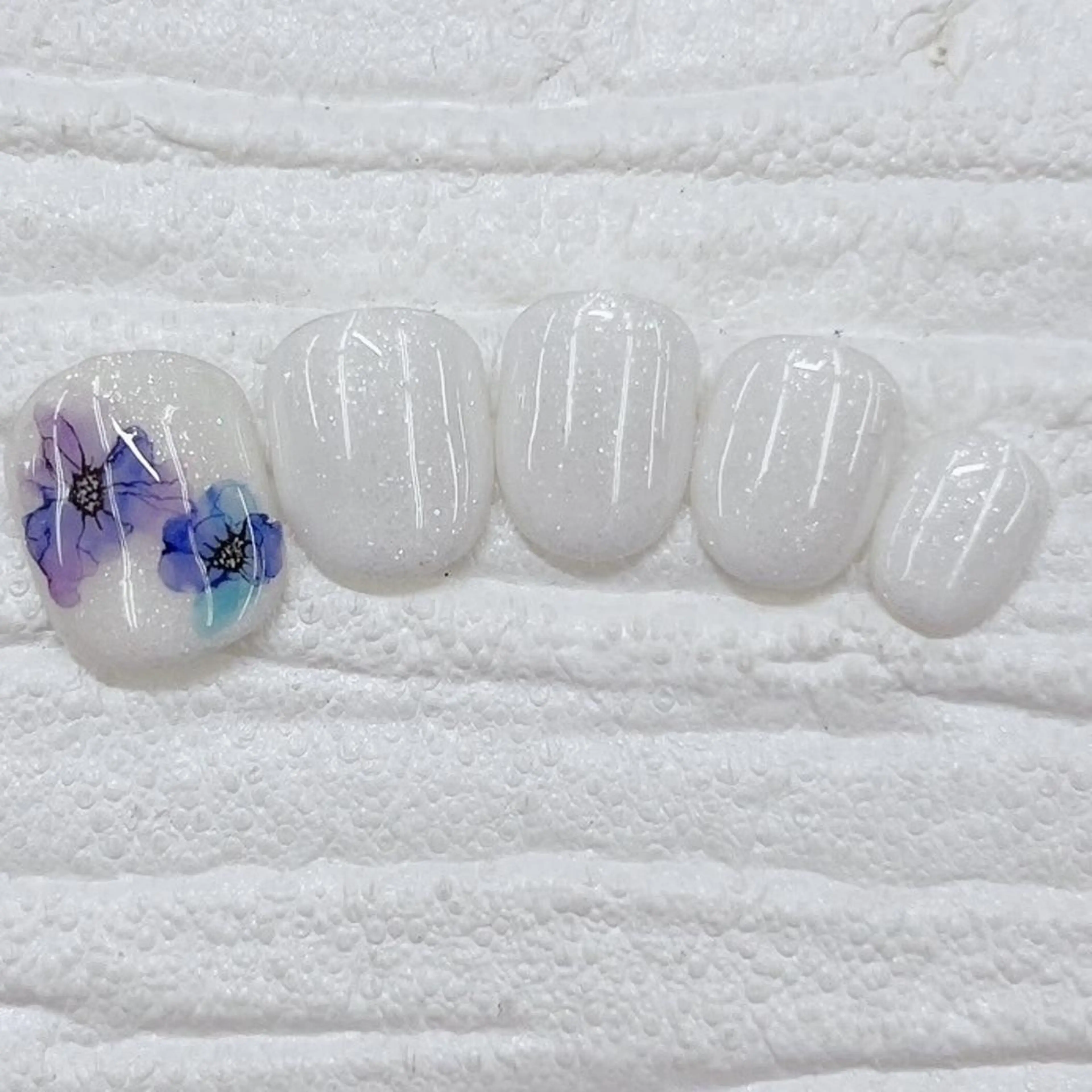 ネイル Nail salon Honey Beeのネイルデザイン