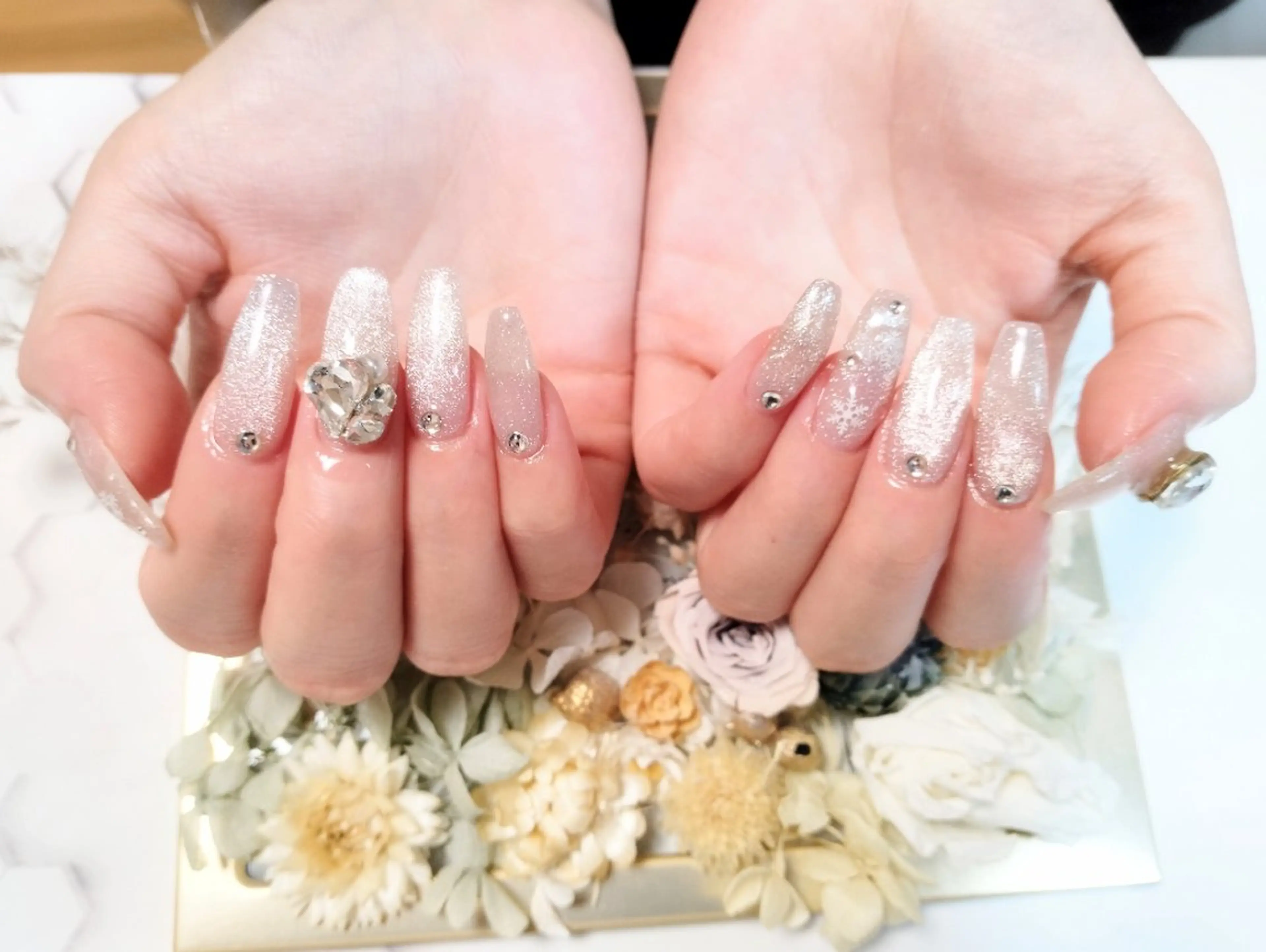 ネイル ハンドネイル ハンドケア ＤI'A ネイルサロンのネイルデザイン