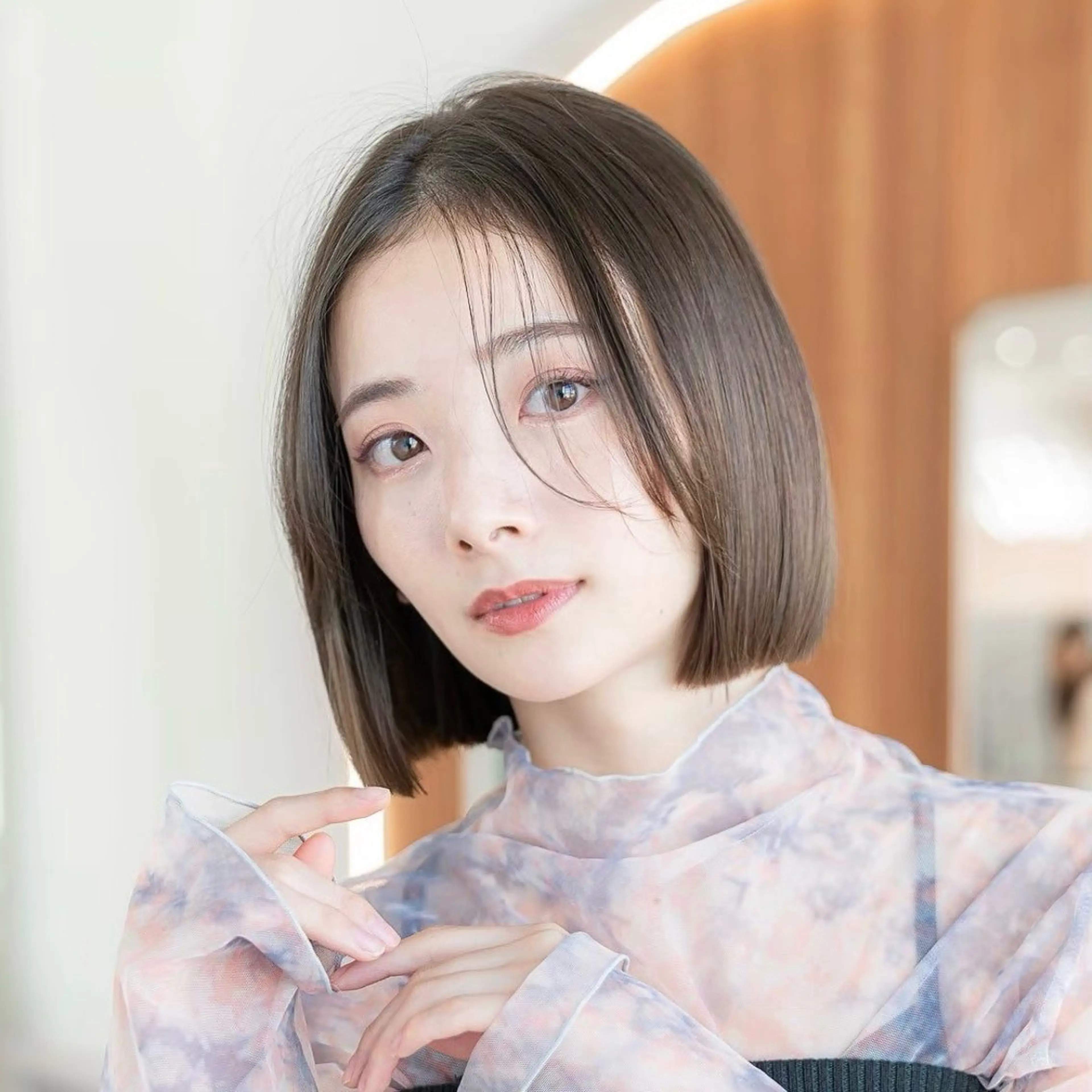 ミディアム カラー 切りっぱなしボブ ショートボブ ボブレイヤー 透明感カラー ボブ カット ヘアカラー トリートメント 田中航平/渋谷ボブ/ レイヤーボブのヘアスタイル