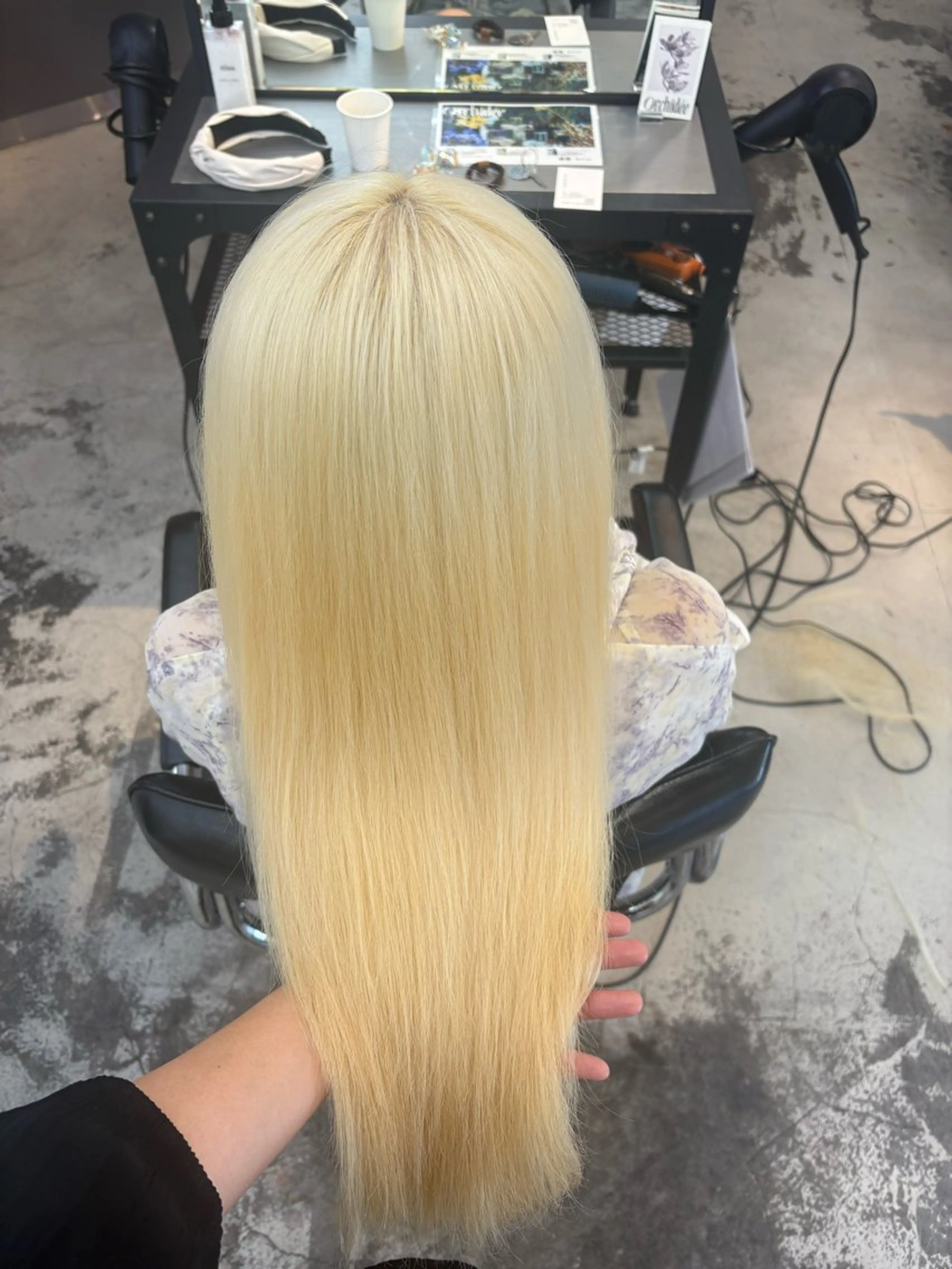 ロング カラー ヘアカラー トリートメント ハイトーン×デザイン 🪽🫧HIKARIのヘアスタイル