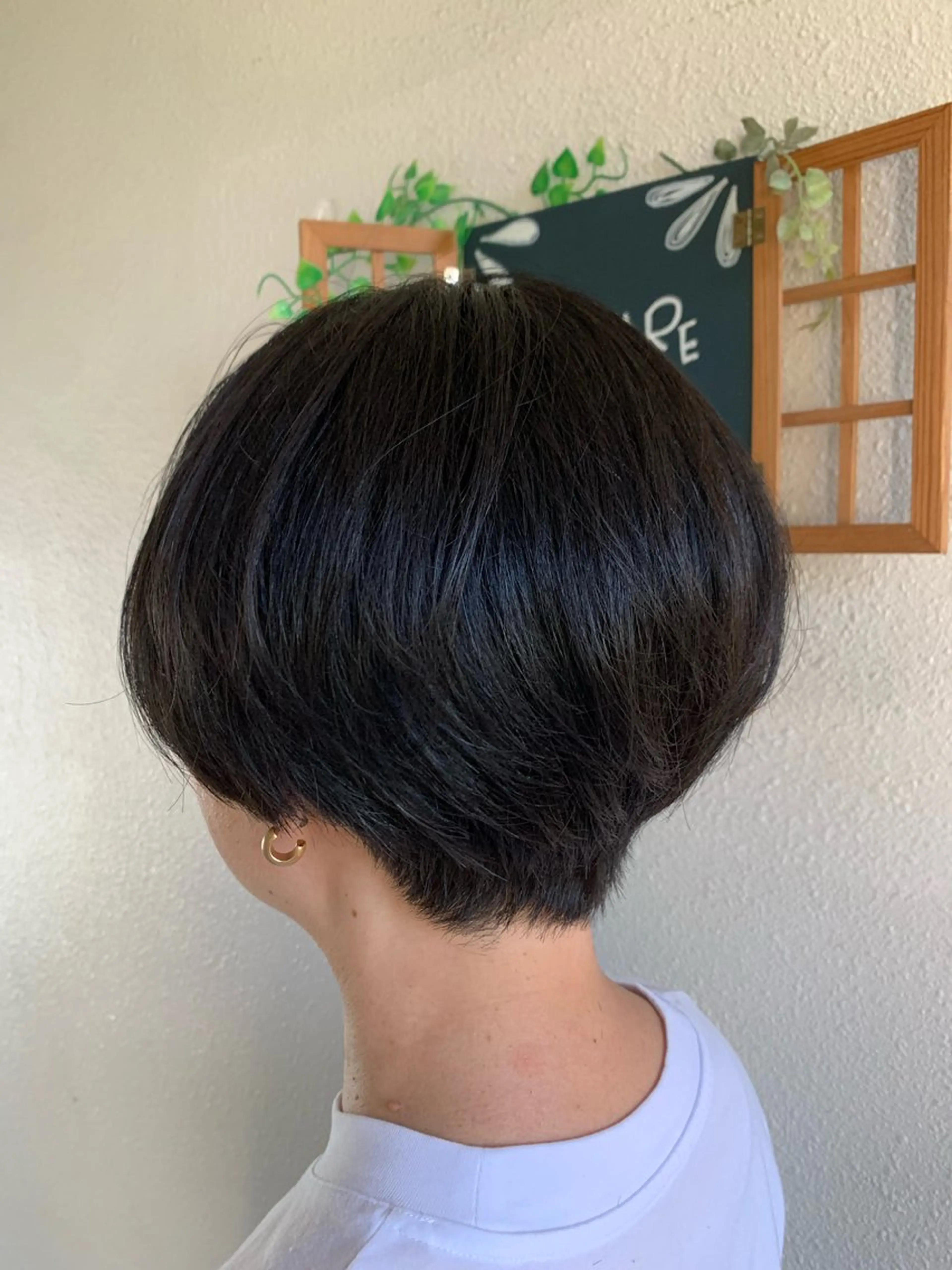 ショート ナガサカ サチのヘアスタイル