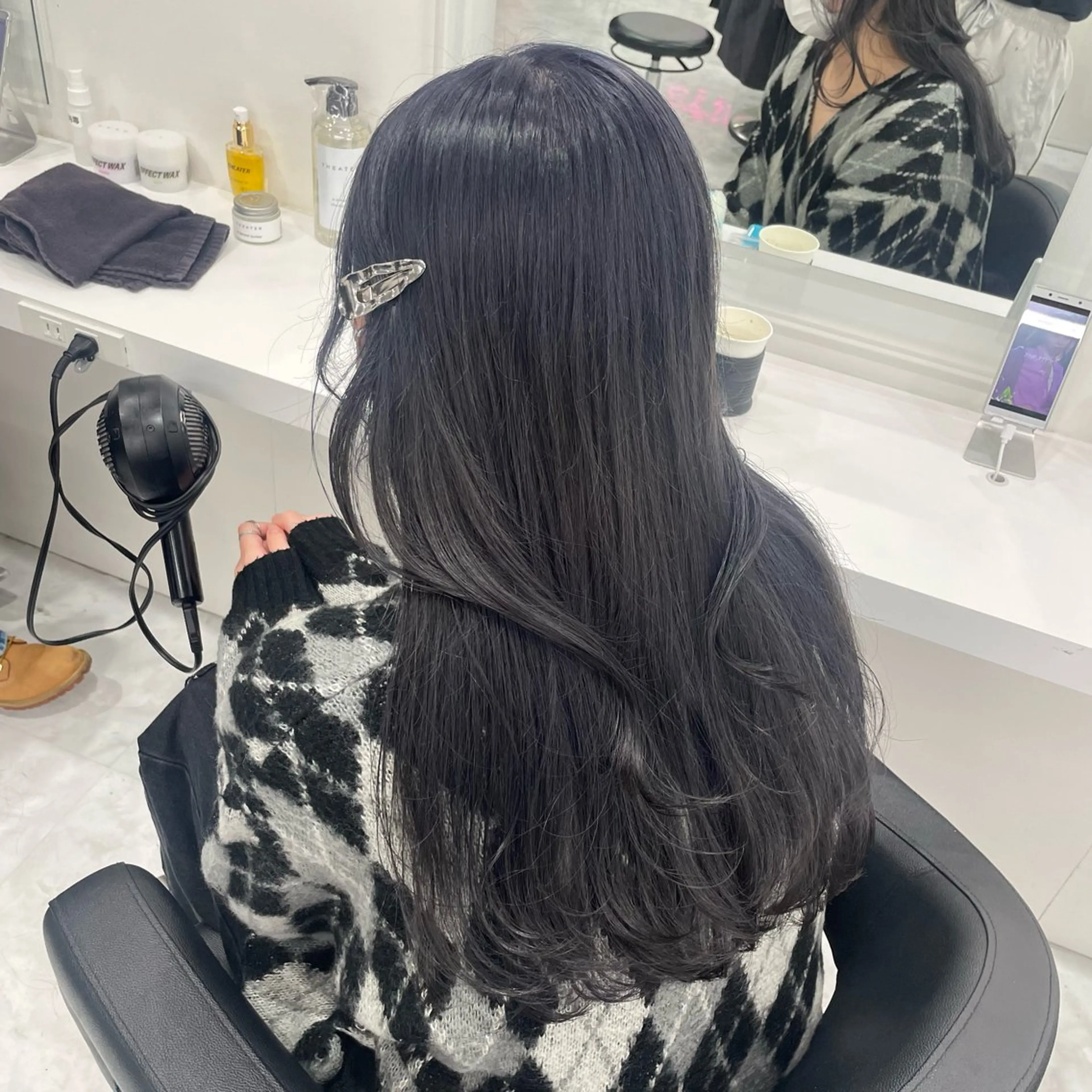 ロング カラー ブルーカラー ネイビーカラー ブリーチなし🌼トレ ンド🌼似合わせのヘアスタイル