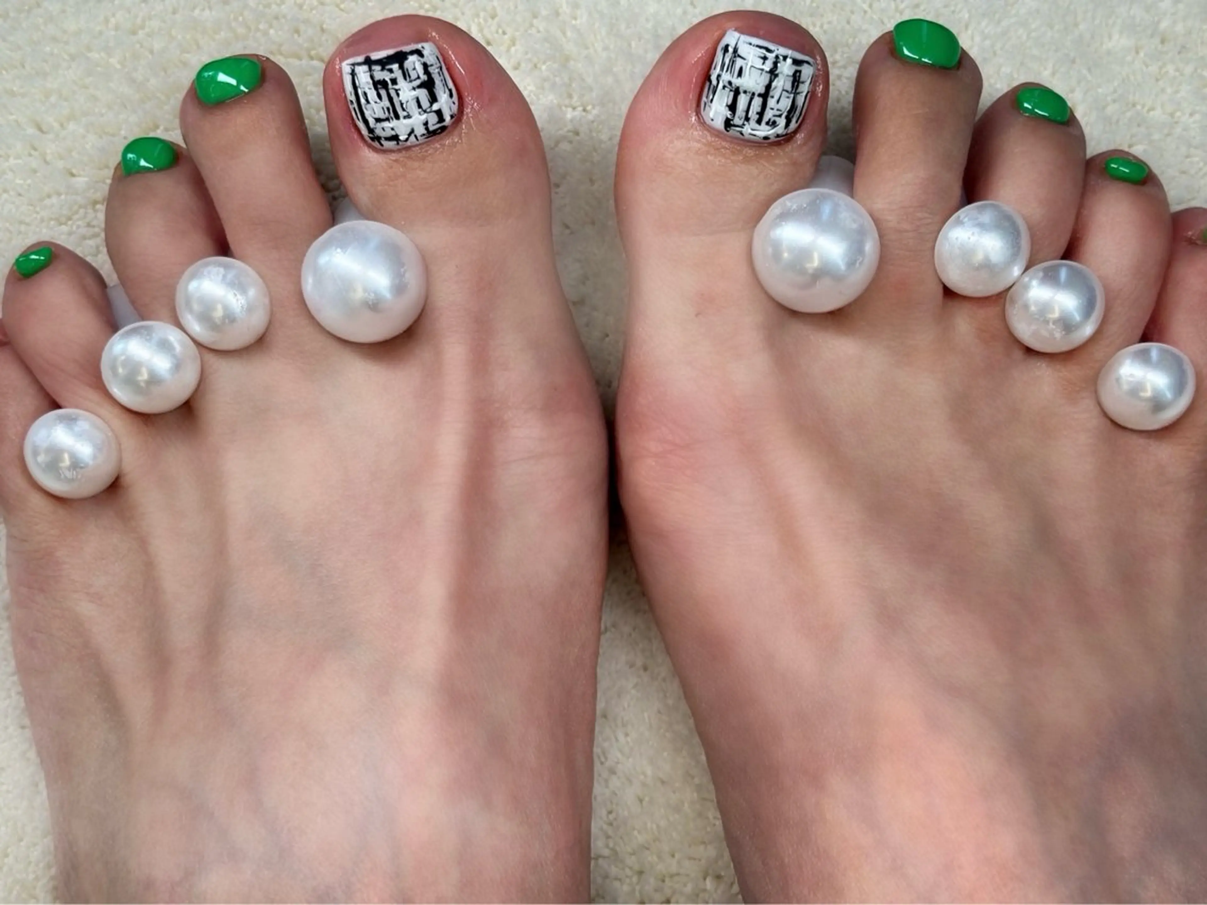 ネイル フットネイル ワンカラーネイル フットネイル Welina所属・nail salon Welinaのネイルデザイン