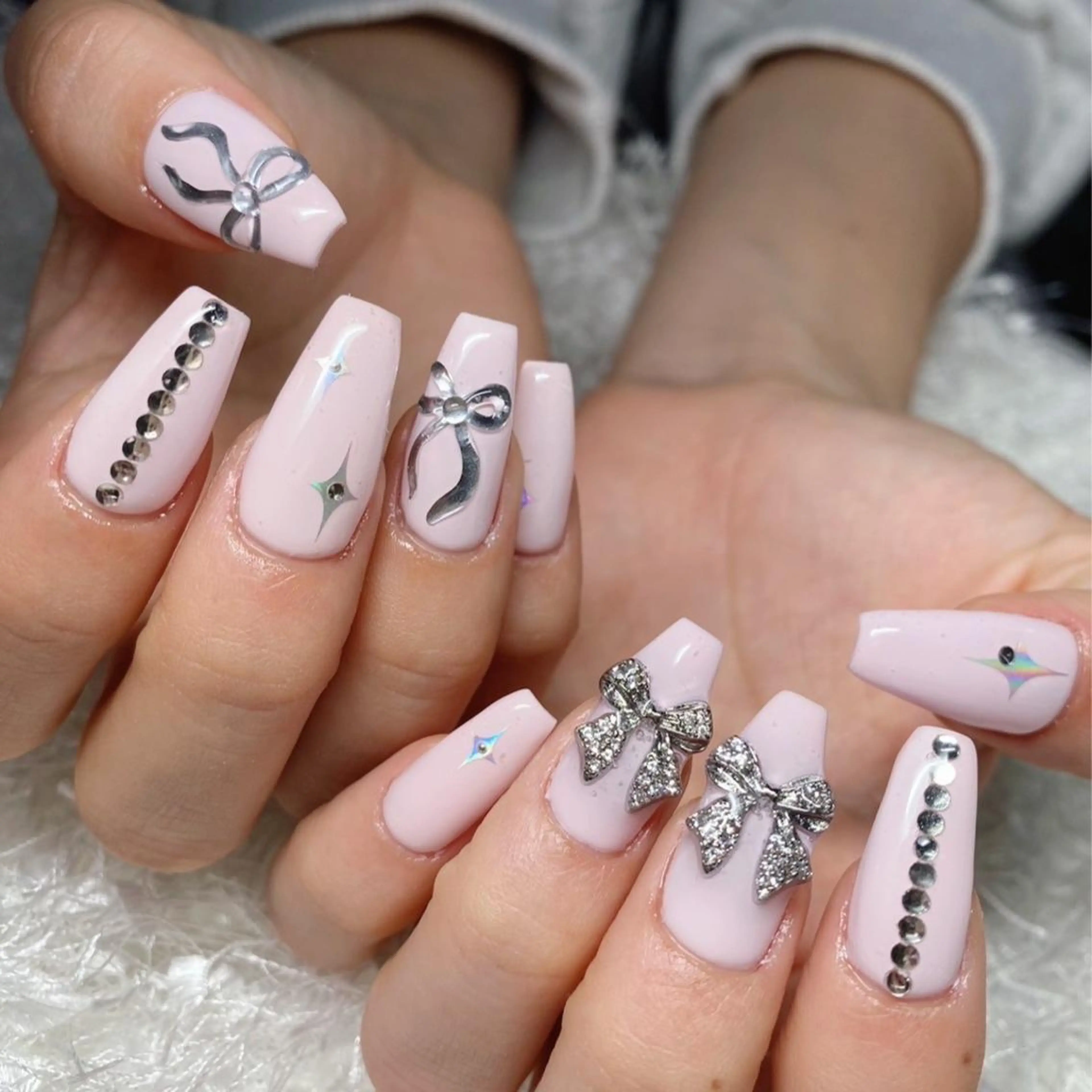 ネイル 長さ出し フレンチネイル ジェルネイル グラデーション 韓国ネイル ハンドネイル Nail&eye Belire 新宿のネイルデザイン