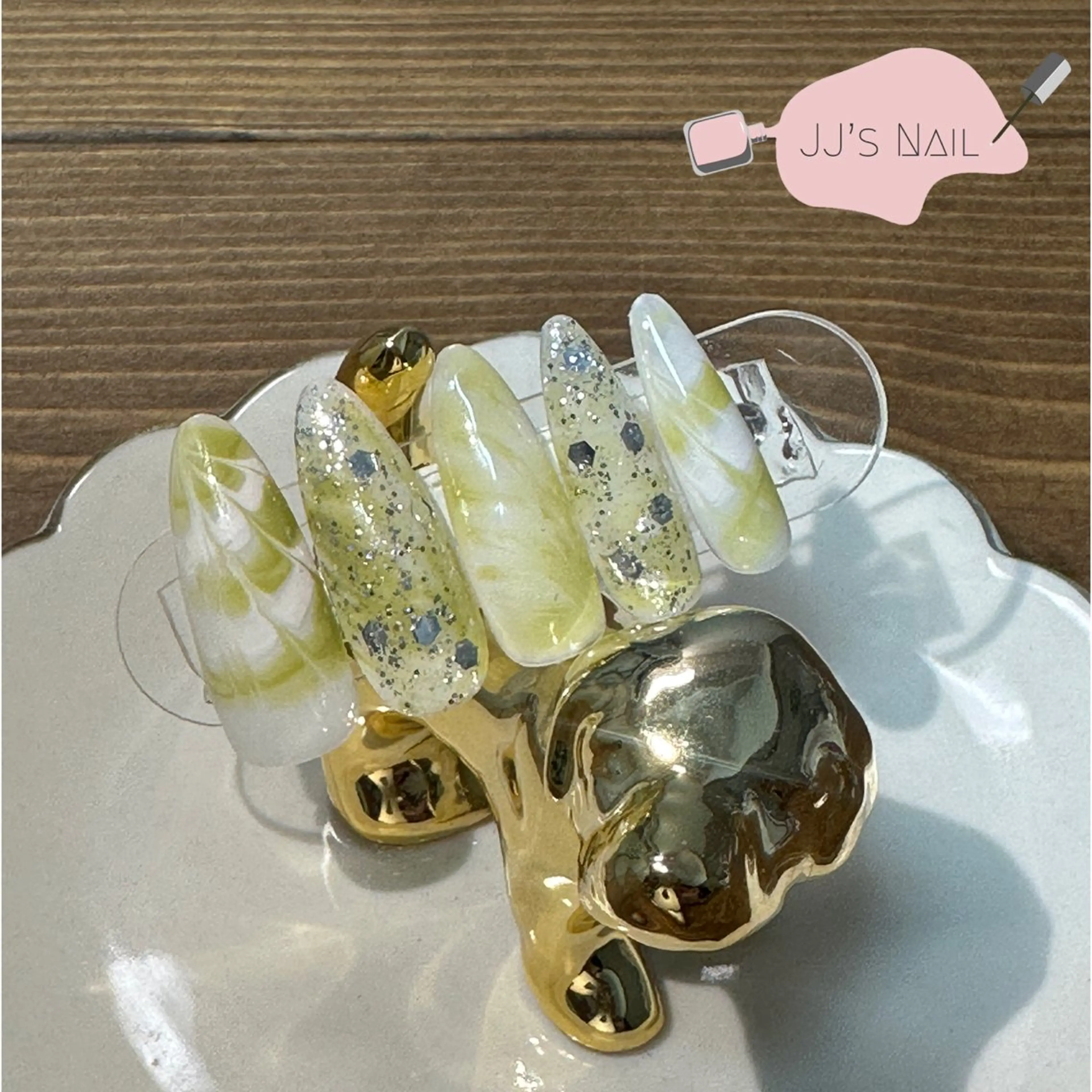 ネイル ハンドネイル JJ’s Nail🐶のネイルデザイン