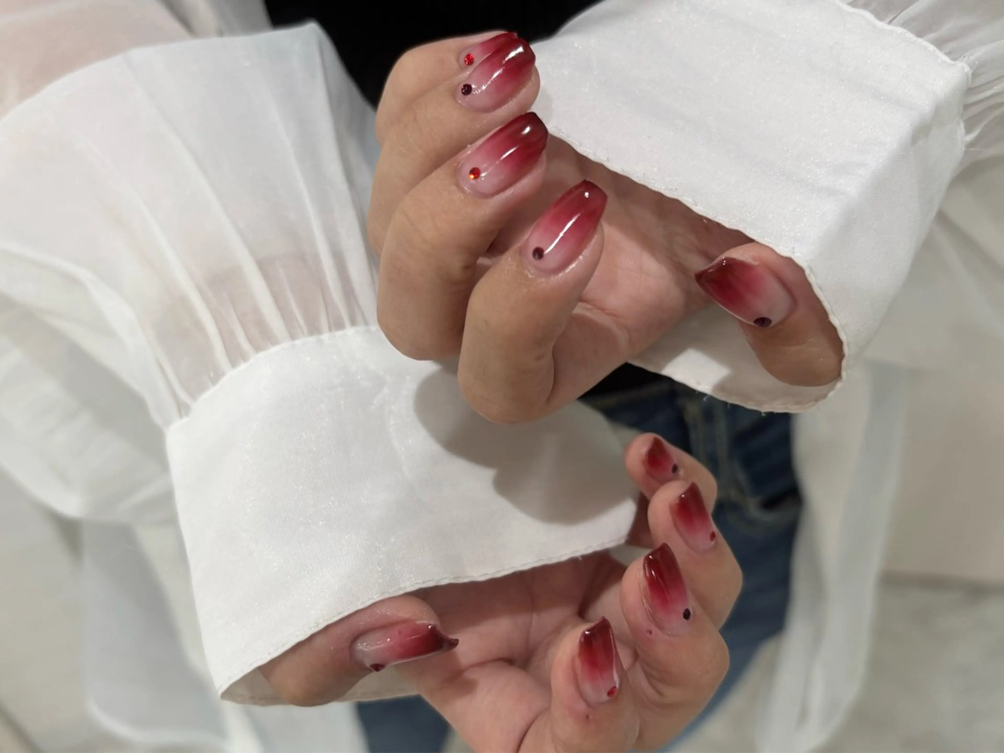 ネイル グラデーション 赤色 Shimizu Mokaのネイルデザイン