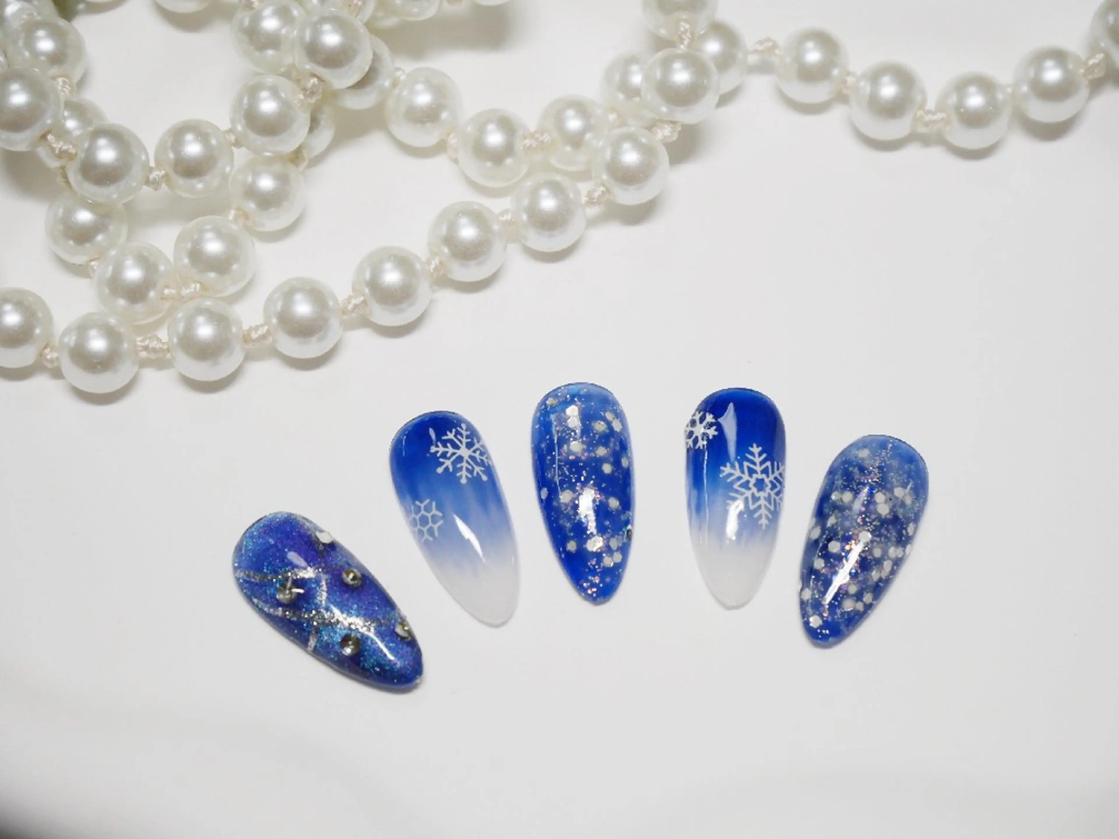 ネイル Nailsalon Graciasのネイルデザイン