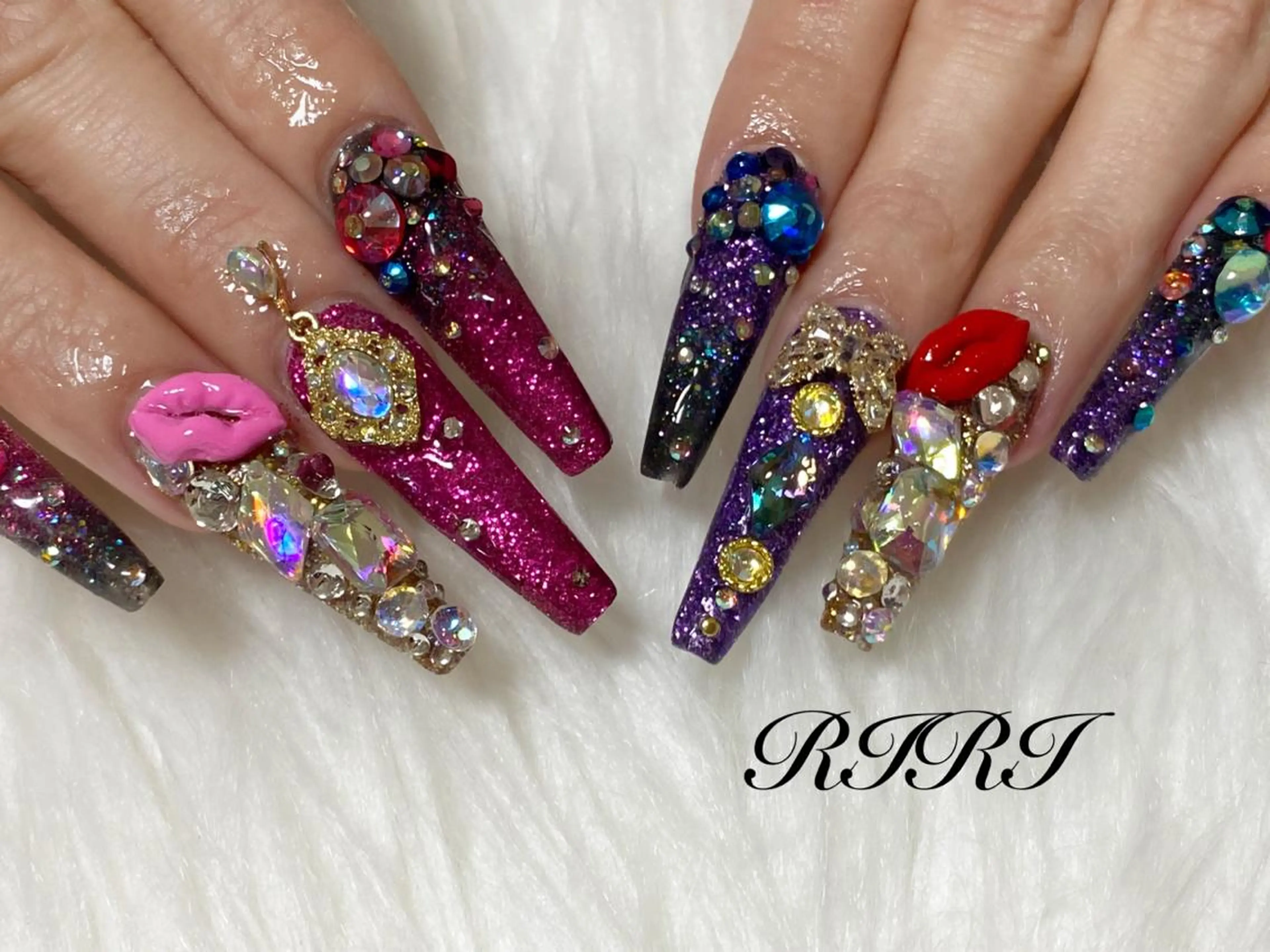 ネイル ロングネイル ハンドネイル riri オーナーのネイルデザイン