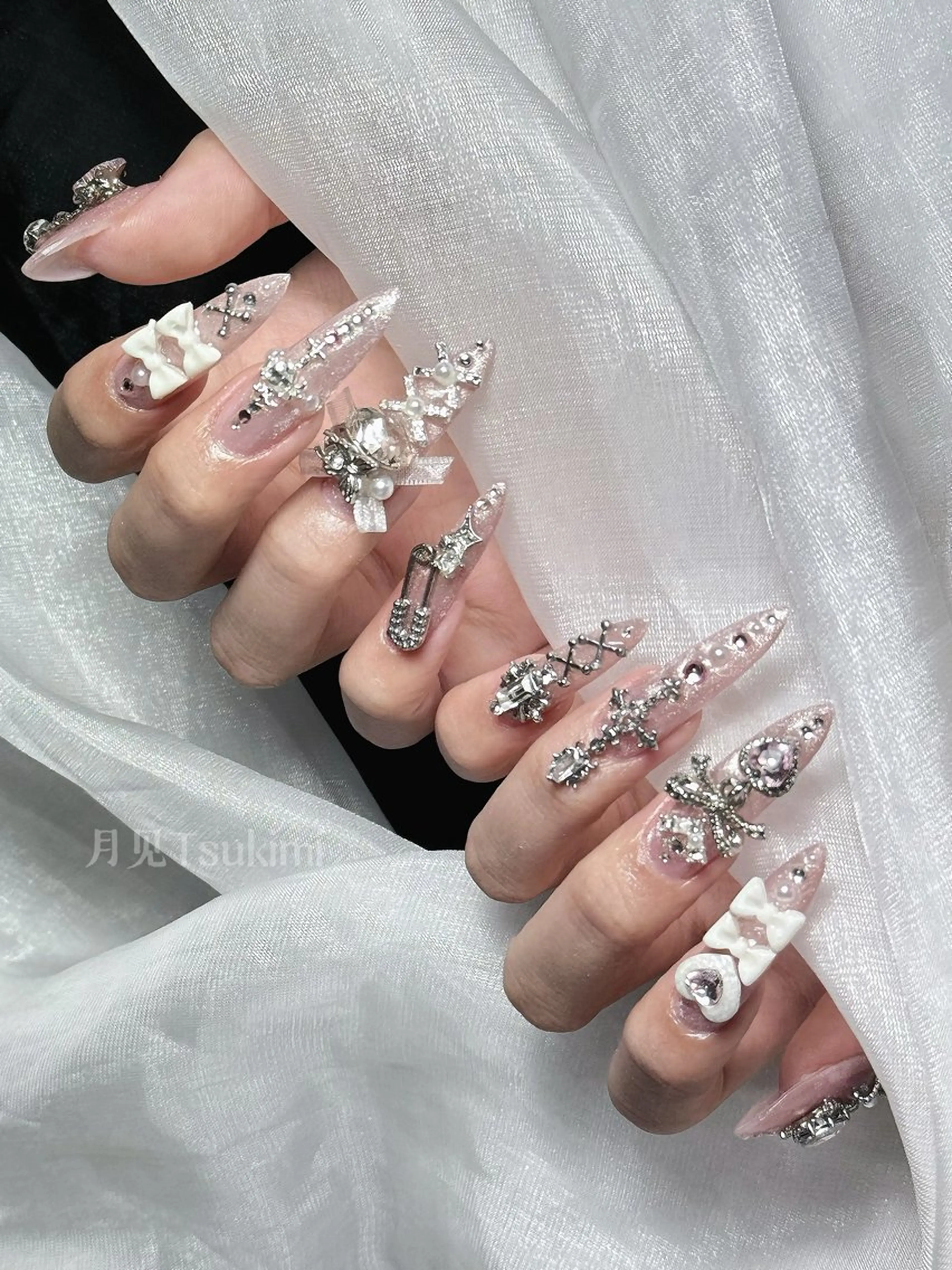 ロング Tsukimi nail所属・シ シのネイルデザイン
