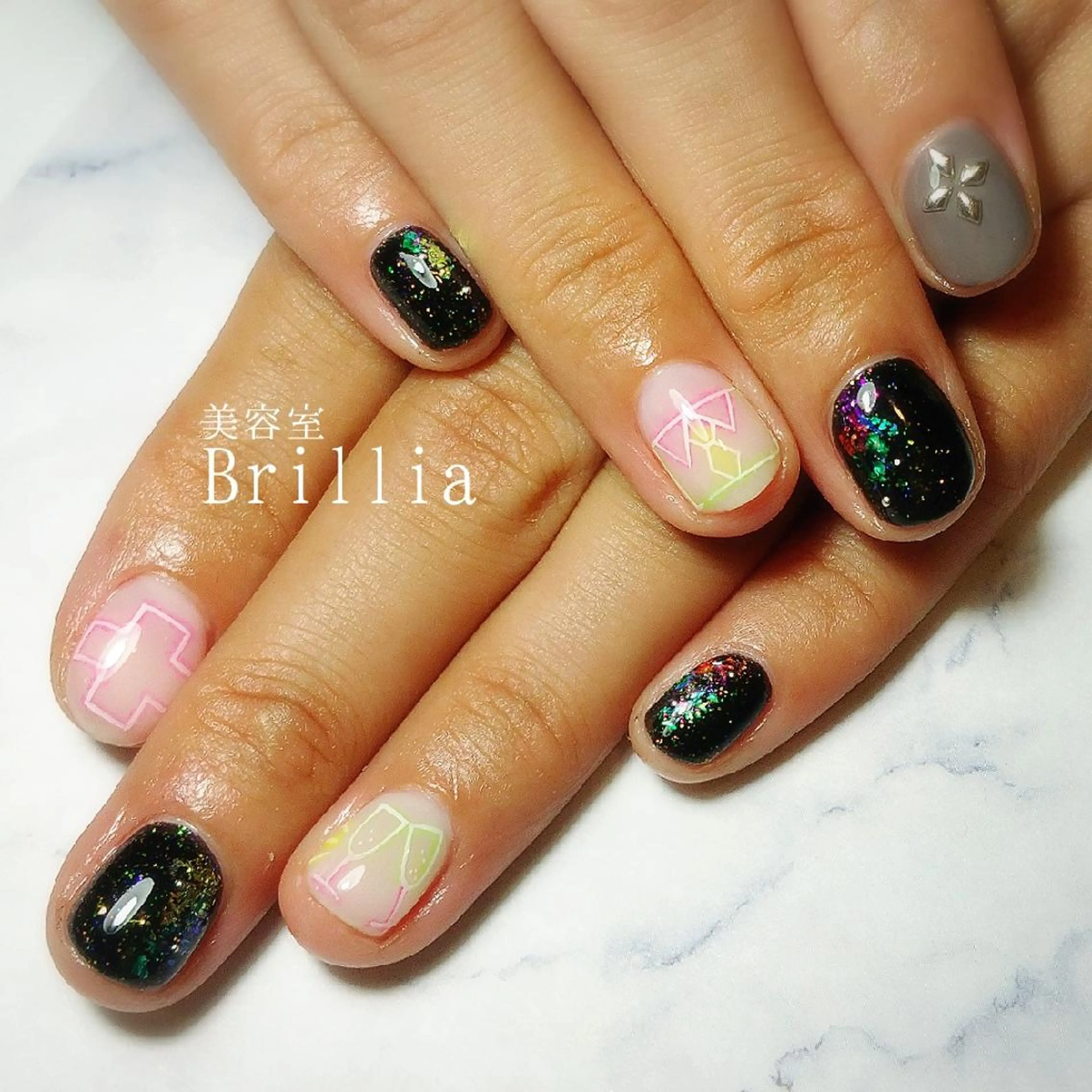 ネイル ハンドネイル 柴田 彩のネイルデザイン