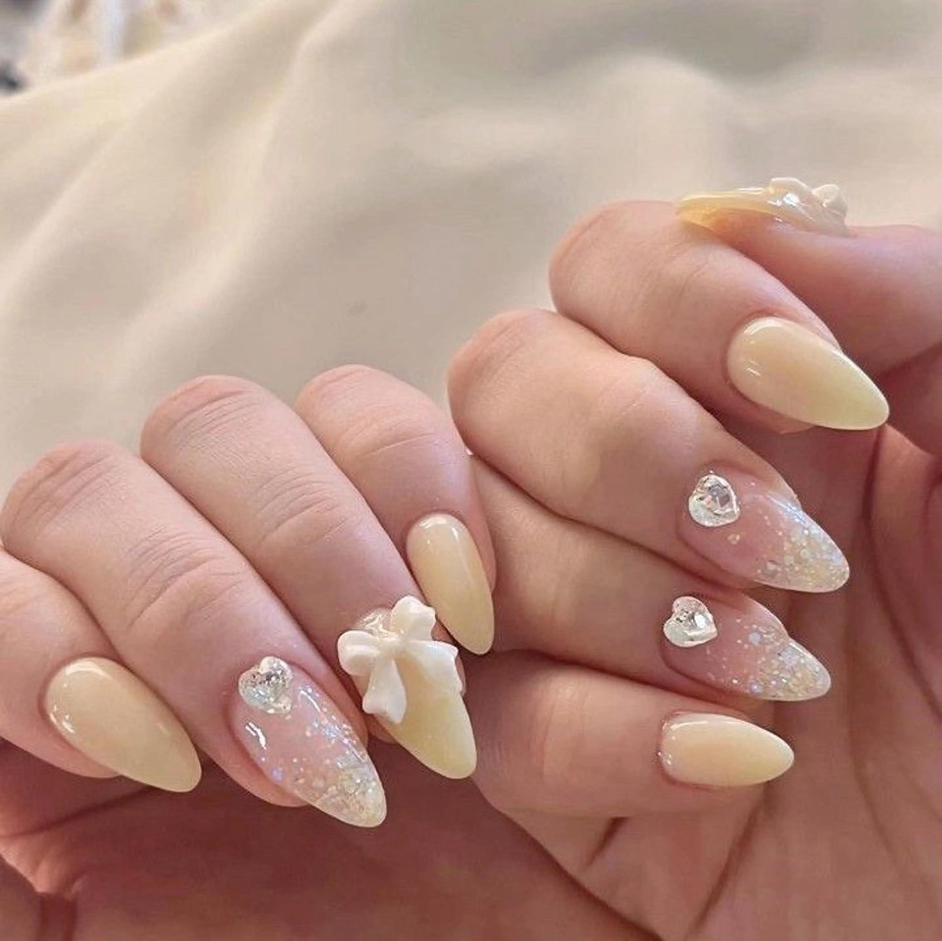 ネイル アートネイル フレンチネイル ジェルネイル 韓国ネイル 持ち込み ハンドネイル ハンドケア ボニー Coco nailのネイルデザイン