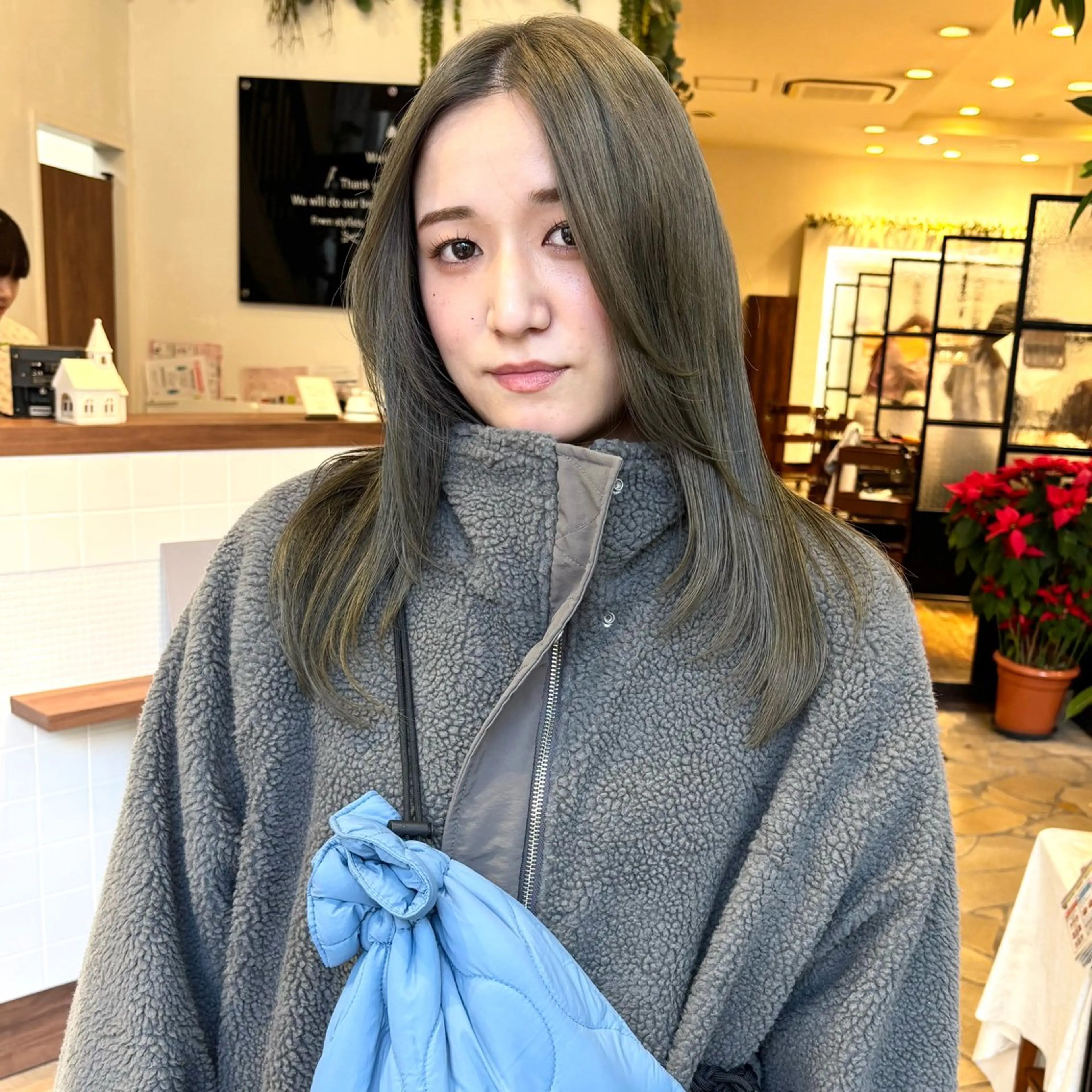 人気No.2🎀【平日限定】似合わせカット＋トレンドカラー＋4stepトリートメントの写真