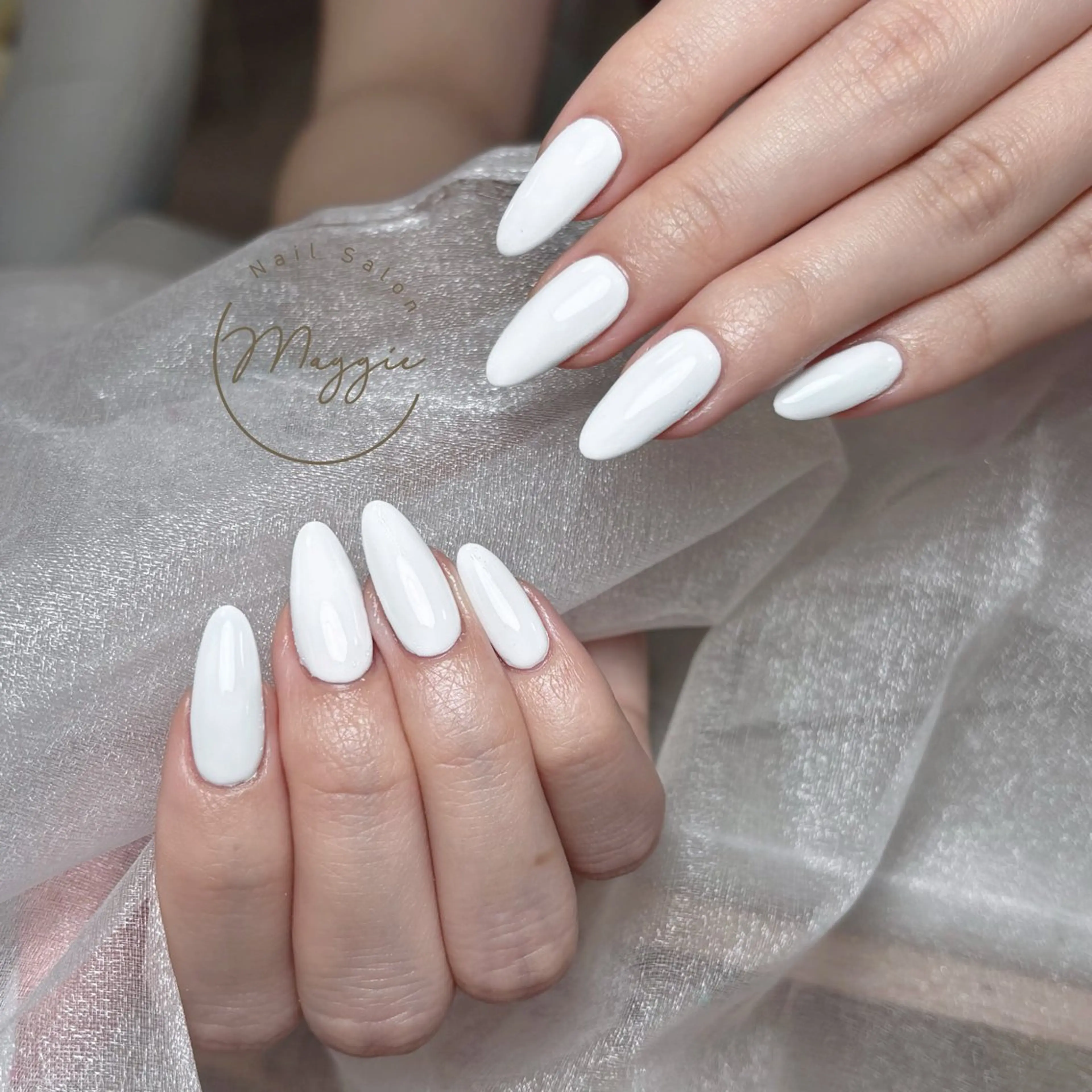 ネイル ハンドネイル Maggie. Rのネイルデザイン