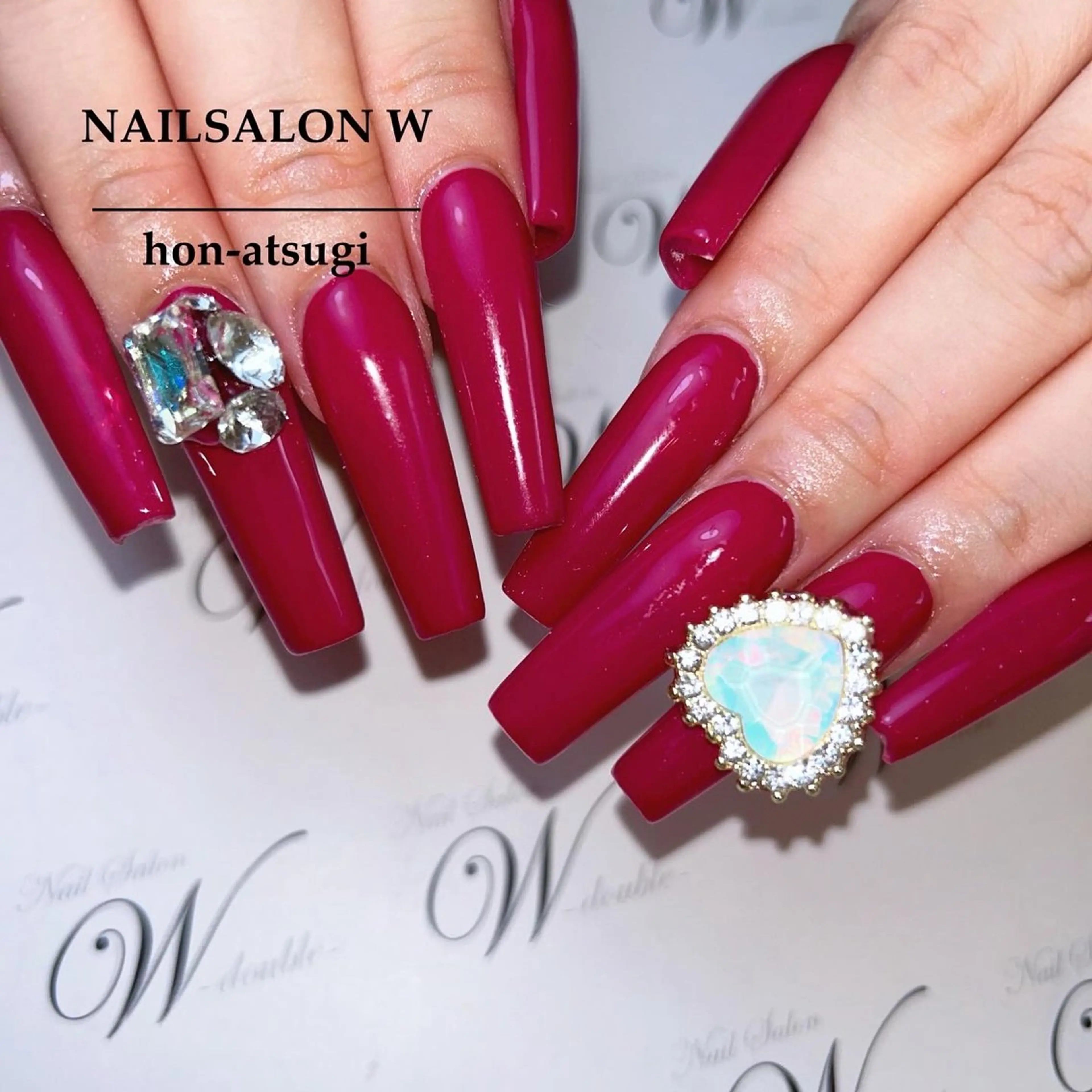 ハンドネイル ネイルサロン ダブルのネイルデザイン